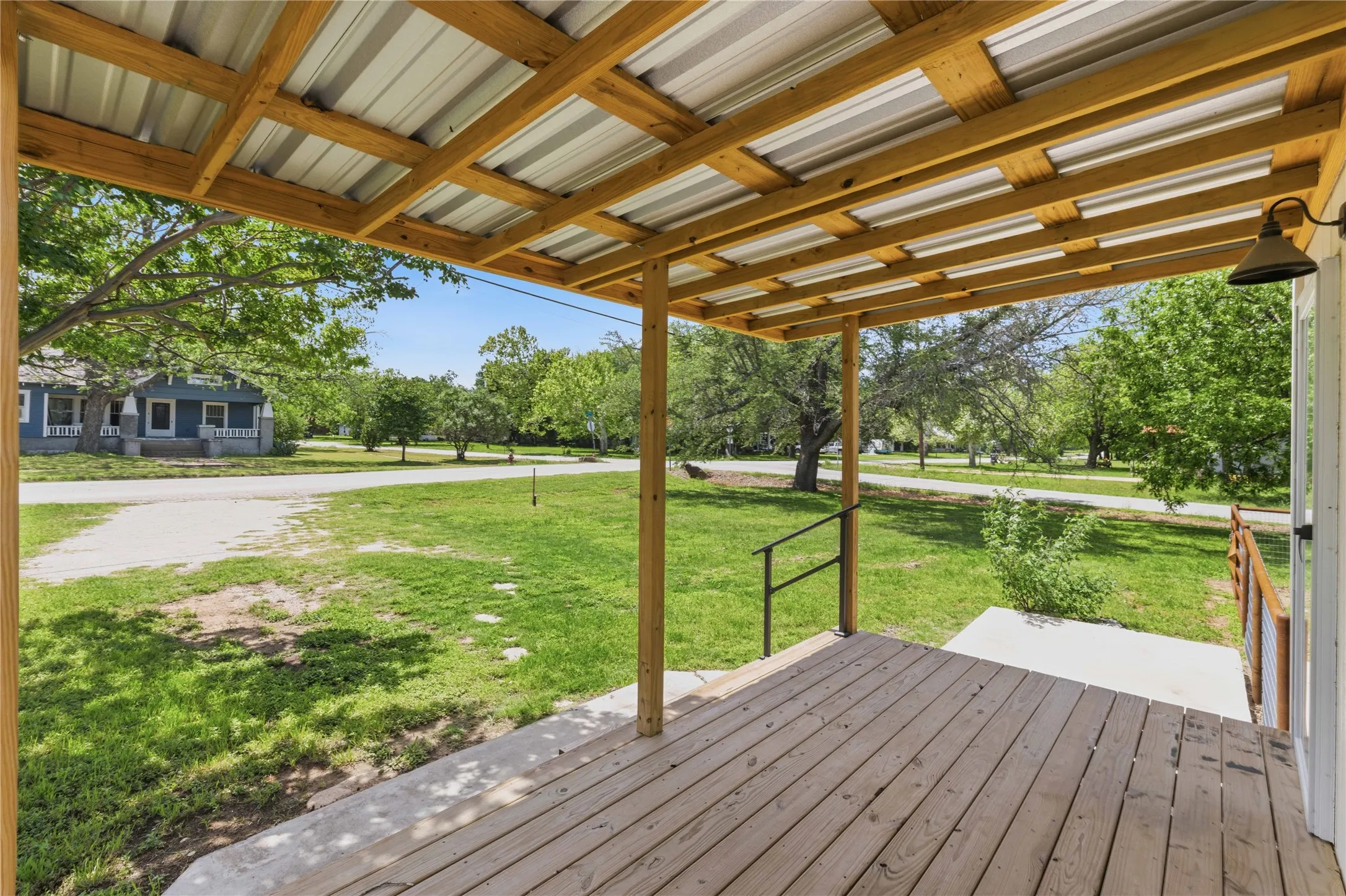 Manufactured Home For Sale in Comanche County , 601 E Reynosa, De Leon, Texas 76444, 1 Bedroom, 1 Bathroom, Garage spaces, 640 Sqft, built in 2025, New Construction - Complete, mls#21252942, Real Estate Agent in De Leon, Homes For Sale in Comanche county, Homes For Sale in De Leon, Realtor in De Leon Texas, Real Estate Brokerage Independent Realty Texas, Luminita Cordes Realtor