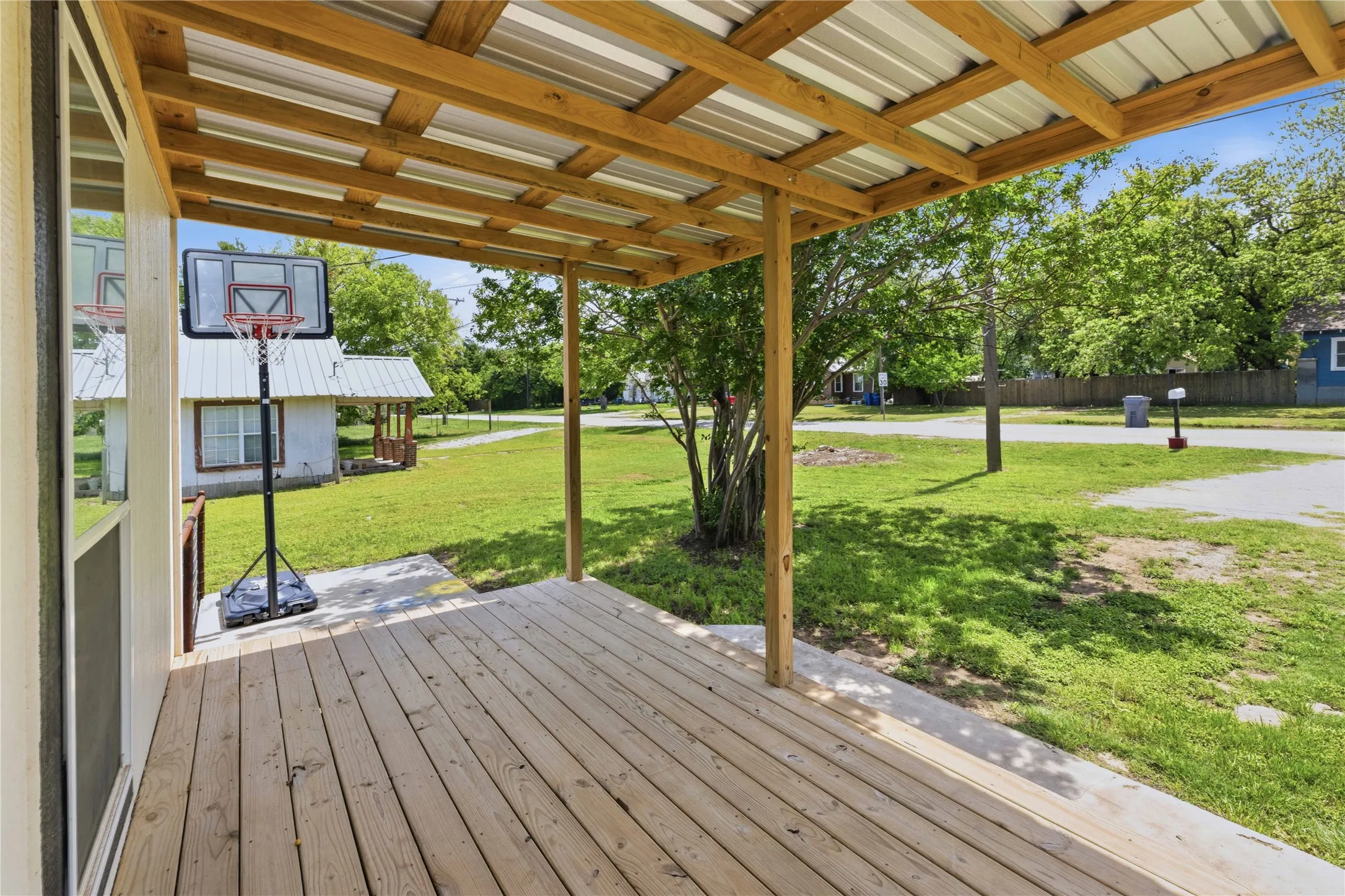Manufactured Home For Sale in Comanche County , 601 E Reynosa, De Leon, Texas 76444, 1 Bedroom, 1 Bathroom, Garage spaces, 640 Sqft, built in 2025, New Construction - Complete, mls#21252942, Real Estate Agent in De Leon, Homes For Sale in Comanche county, Homes For Sale in De Leon, Realtor in De Leon Texas, Real Estate Brokerage Independent Realty Texas, Luminita Cordes Realtor