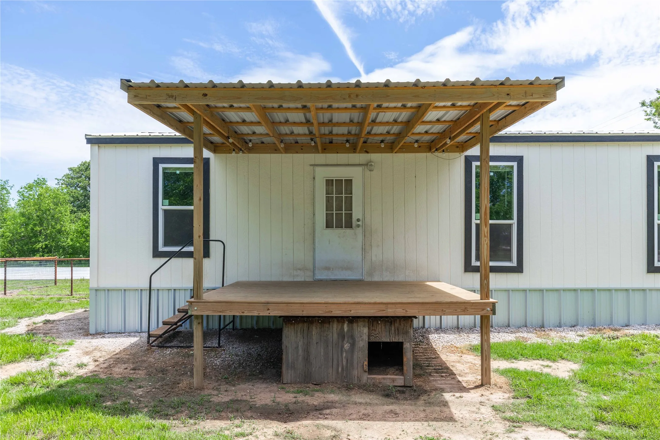 Manufactured Home For Sale in Comanche County , 601 E Reynosa, De Leon, Texas 76444, 1 Bedroom, 1 Bathroom, Garage spaces, 640 Sqft, built in 2025, New Construction - Complete, mls#21252942, Real Estate Agent in De Leon, Homes For Sale in Comanche county, Homes For Sale in De Leon, Realtor in De Leon Texas, Real Estate Brokerage Independent Realty Texas, Luminita Cordes Realtor