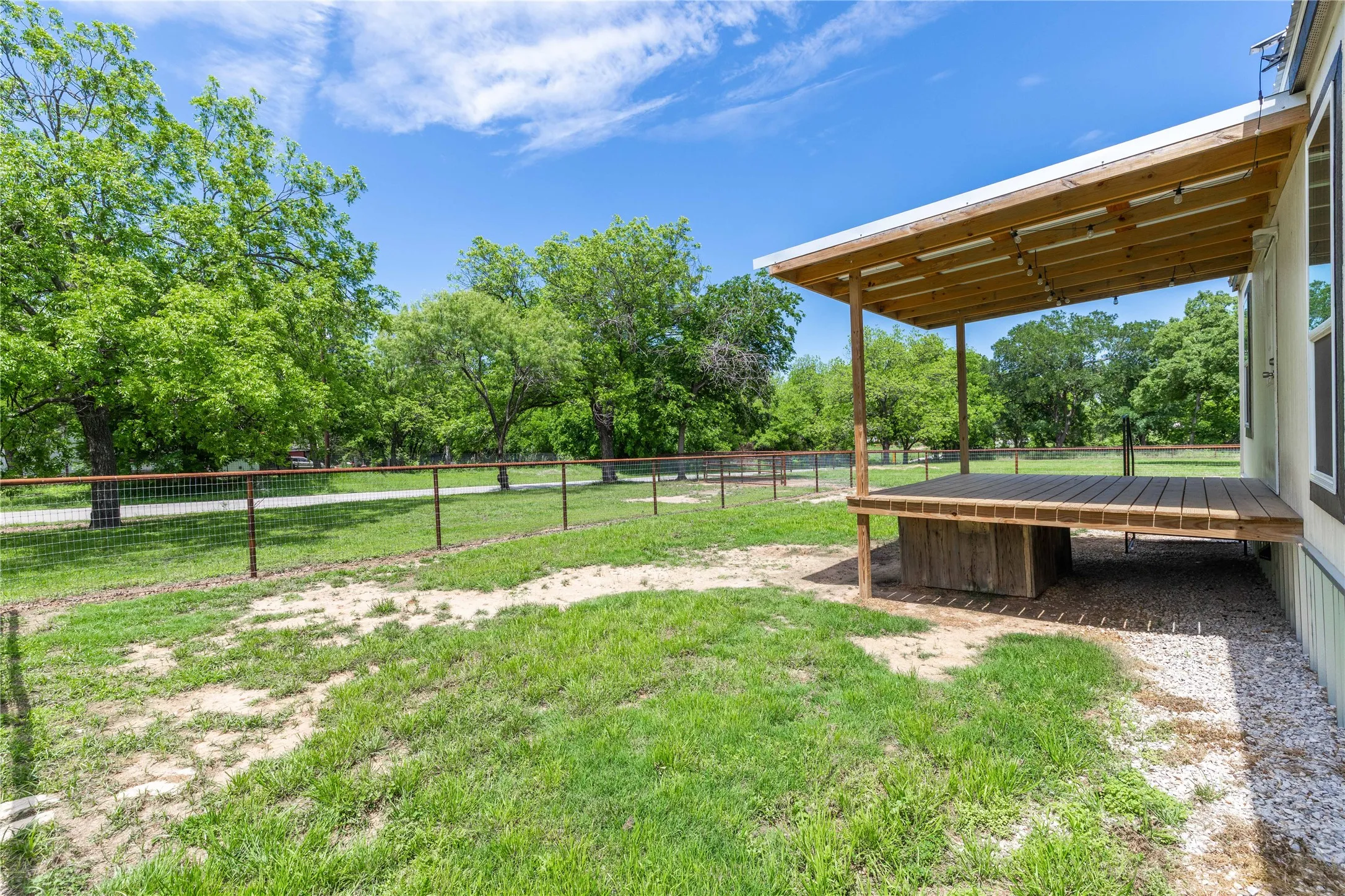 Manufactured Home For Sale in Comanche County , 601 E Reynosa, De Leon, Texas 76444, 1 Bedroom, 1 Bathroom, Garage spaces, 640 Sqft, built in 2025, New Construction - Complete, mls#21252942, Real Estate Agent in De Leon, Homes For Sale in Comanche county, Homes For Sale in De Leon, Realtor in De Leon Texas, Real Estate Brokerage Independent Realty Texas, Luminita Cordes Realtor