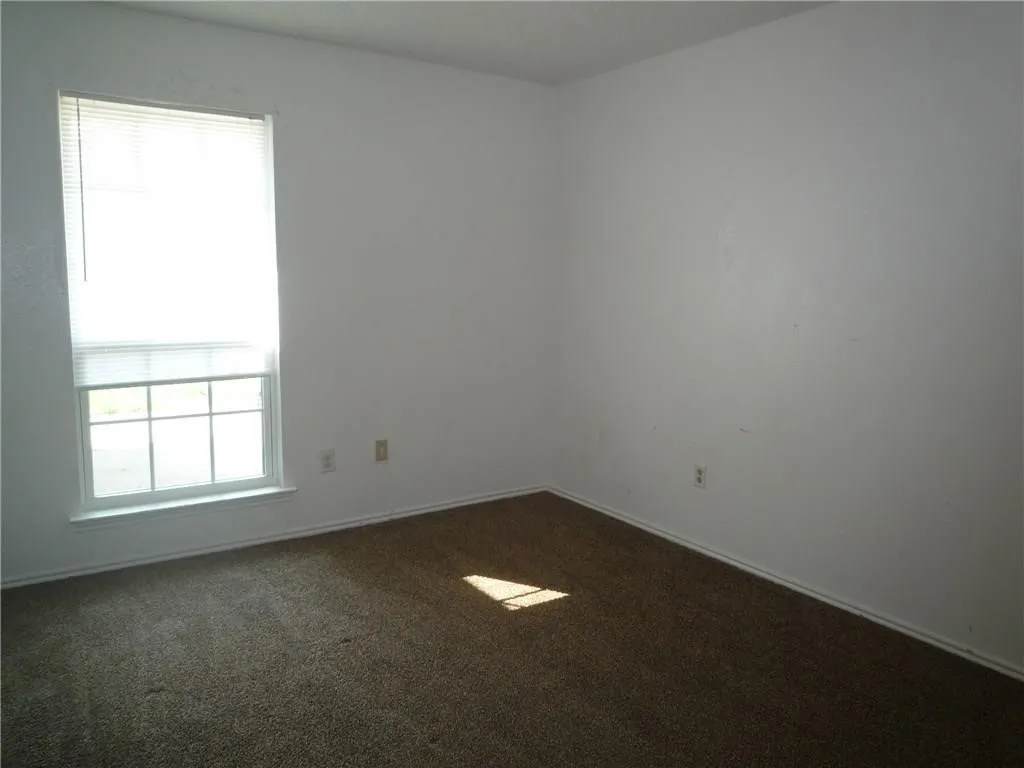 Duplex For Sale in Dallas County , 2904 Edd Road 2904-2908, Dallas, Texas 75253, 4 Bedrooms, 2 Bathrooms, Garage spaces, 0 Sqft, built in 1984, Preowned, Price $370,000, mls#21252944, Real Estate Agent in Dallas, Homes For Sale in Dallas county, Homes For Sale in Dallas, Realtor in Dallas Texas, Real Estate Brokerage Independent Realty Texas, Luminita Cordes Realtor