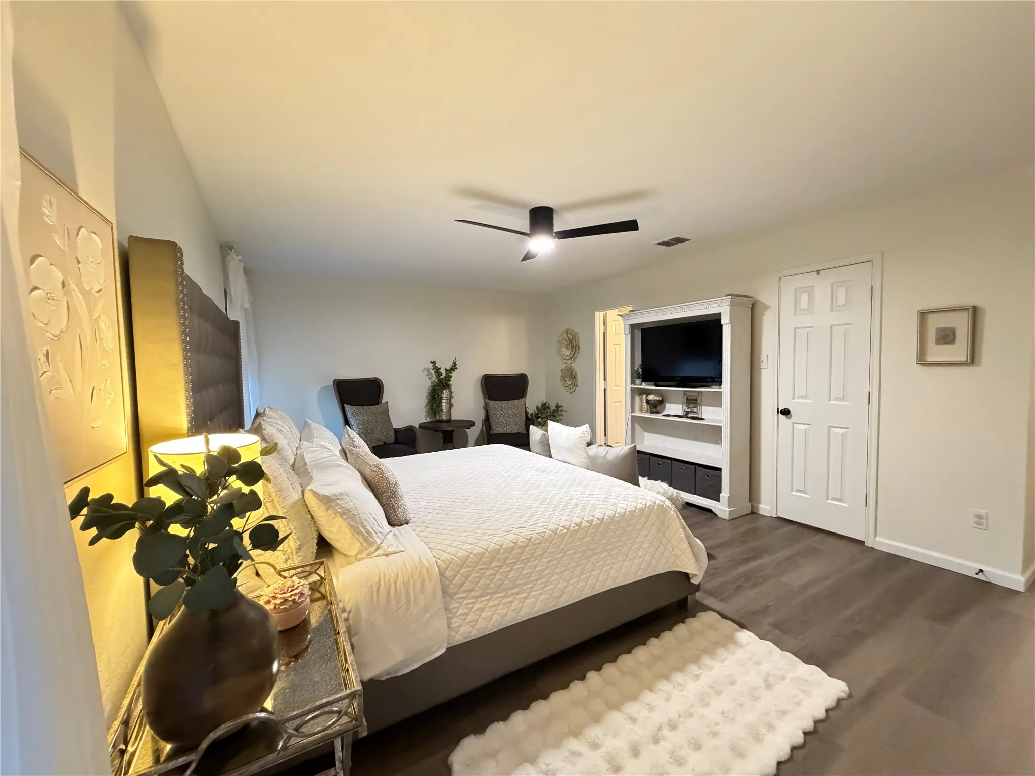 Single Family Residence For Sale in Denton County , 1632 Crown Point Drive, Little Elm, Texas 75036, 3 Bedroom, 2 Bathroom, 2 Garage spaces, 1,672 Sqft, built in 2004, mls#21253335, Real Estate Agent in Little Elm, Homes For Sale in Denton county, Homes For Sale in Little Elm, Realtor in Little Elm Texas, Real Estate Brokerage Independent Realty Texas, Luminita Cordes Realtor
