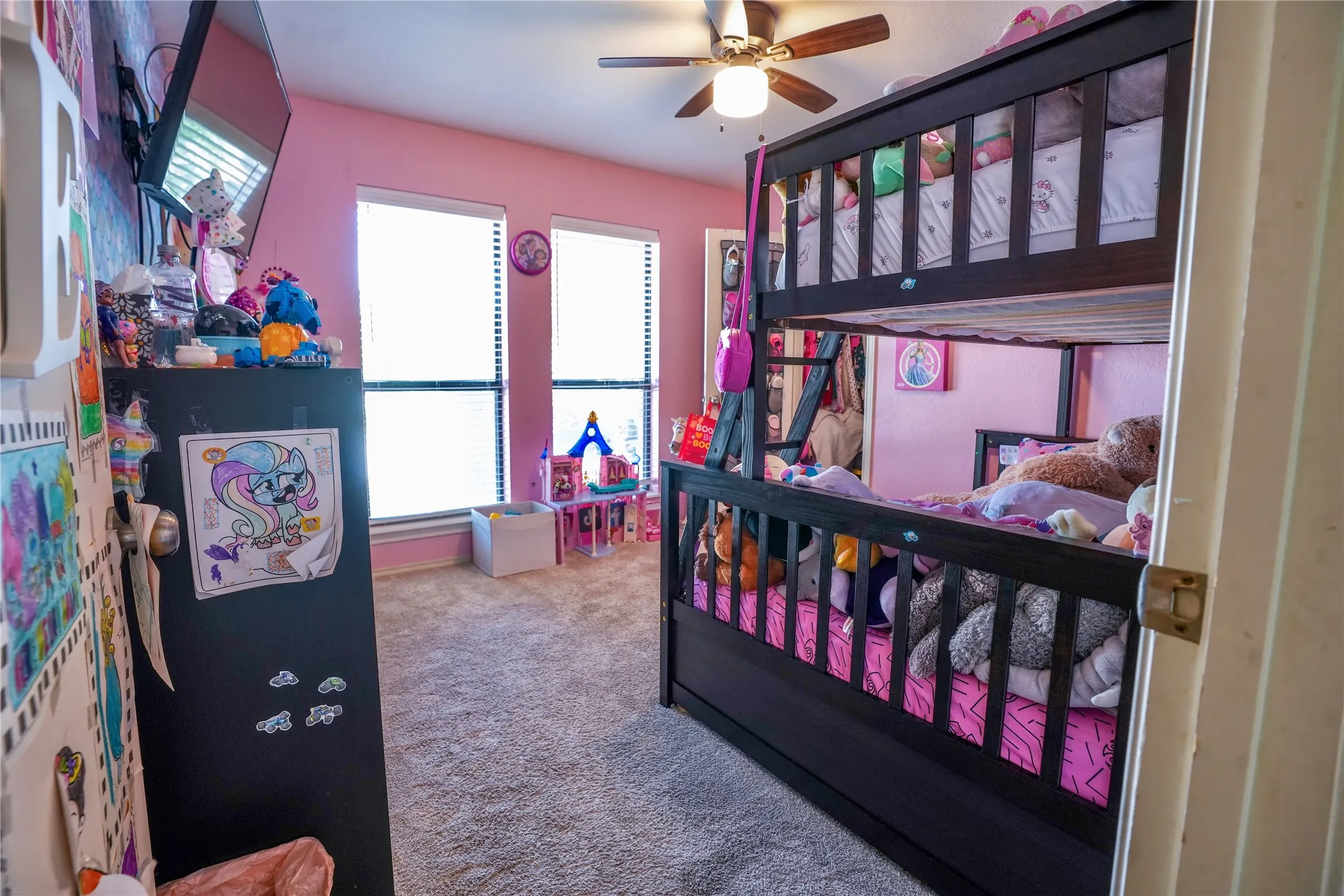 Single Family Residence For Sale in Dallas County , 6320 Leasa Court, Sachse, Texas 75048, 3 Bedroom, 2 Bathroom, 2 Garage spaces, 1,425 Sqft, built in 1985, Preowned, mls#21247603, Real Estate Agent in Sachse, Homes For Sale in Dallas county, Homes For Sale in Sachse, Realtor in Sachse Texas, Real Estate Brokerage Independent Realty Texas, Luminita Cordes Realtor
