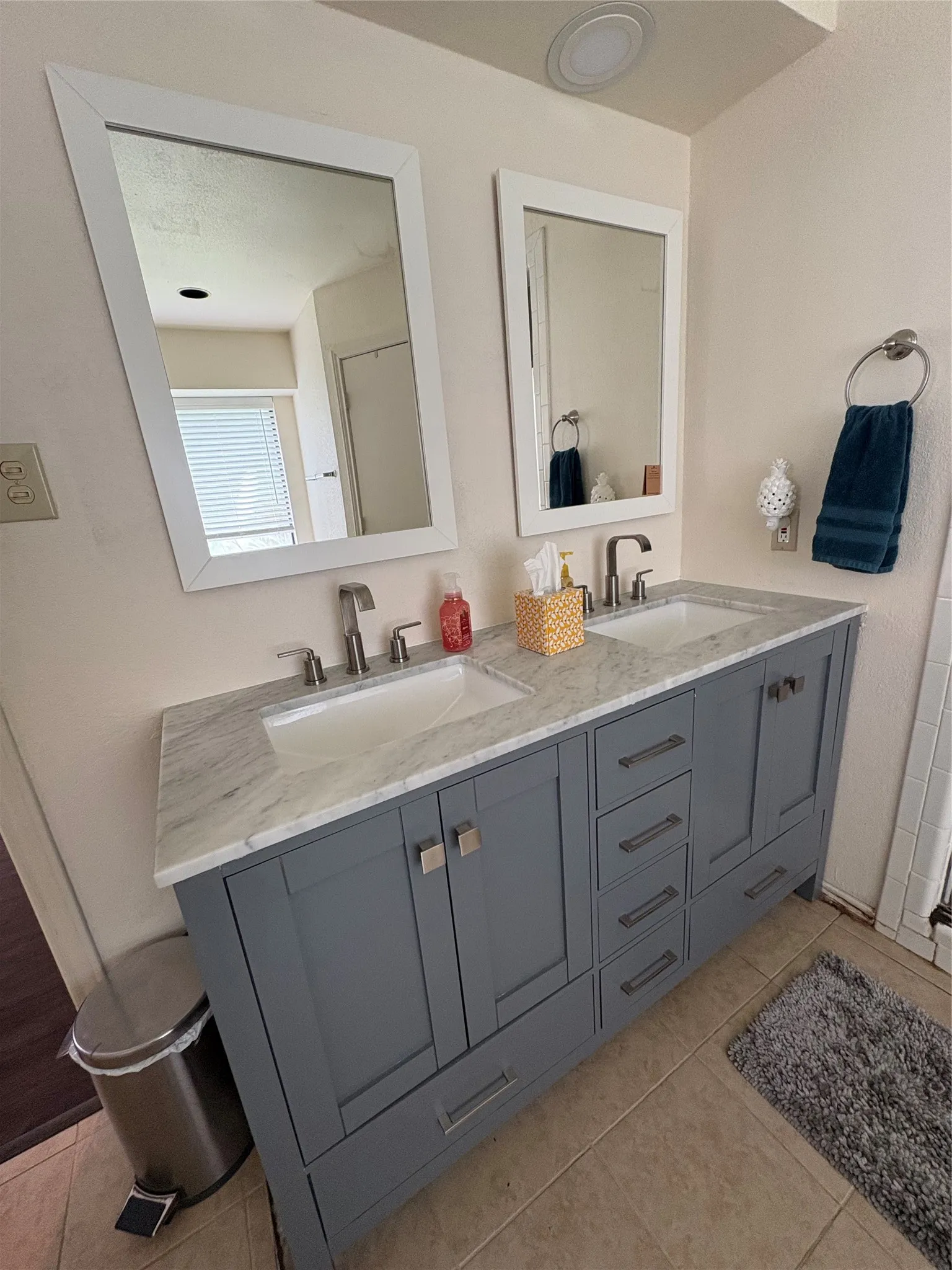 Single Family Residence For Sale in Dallas County , 6320 Leasa Court, Sachse, Texas 75048, 3 Bedroom, 2 Bathroom, 2 Garage spaces, 1,425 Sqft, built in 1985, Preowned, mls#21247603, Real Estate Agent in Sachse, Homes For Sale in Dallas county, Homes For Sale in Sachse, Realtor in Sachse Texas, Real Estate Brokerage Independent Realty Texas, Luminita Cordes Realtor