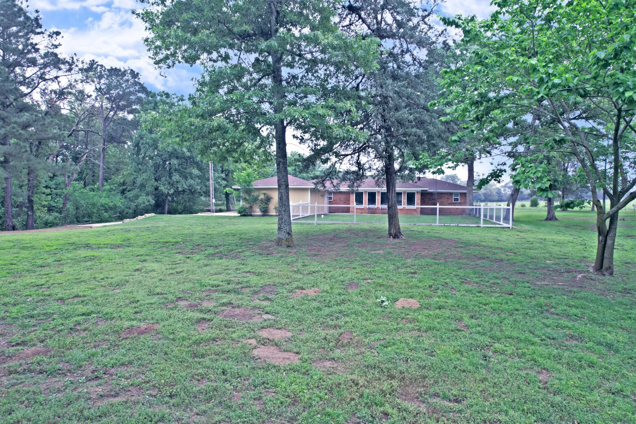 Farm For Sale in Wood County , 289 County Road 4192, Quitman, Texas 75783, 3 Bedrooms, 2 Bathrooms, 2 Garage spaces, 1,701 Sqft, built in 1992, Preowned, Price $695,000, mls#21250546, Real Estate Agent in Quitman, Homes For Sale in Wood county, Homes For Sale in Quitman, Realtor in Quitman Texas, Real Estate Brokerage Independent Realty Texas, Luminita Cordes Realtor