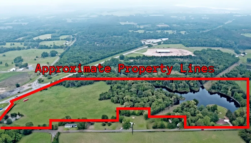 Farm For Sale in Wood County , 289 County Road 4192, Quitman, Texas 75783, 3 Bedrooms, 2 Bathrooms, 2 Garage spaces, 1,701 Sqft, built in 1992, Preowned, Price $695,000, mls#21250546, Real Estate Agent in Quitman, Homes For Sale in Wood county, Homes For Sale in Quitman, Realtor in Quitman Texas, Real Estate Brokerage Independent Realty Texas, Luminita Cordes Realtor