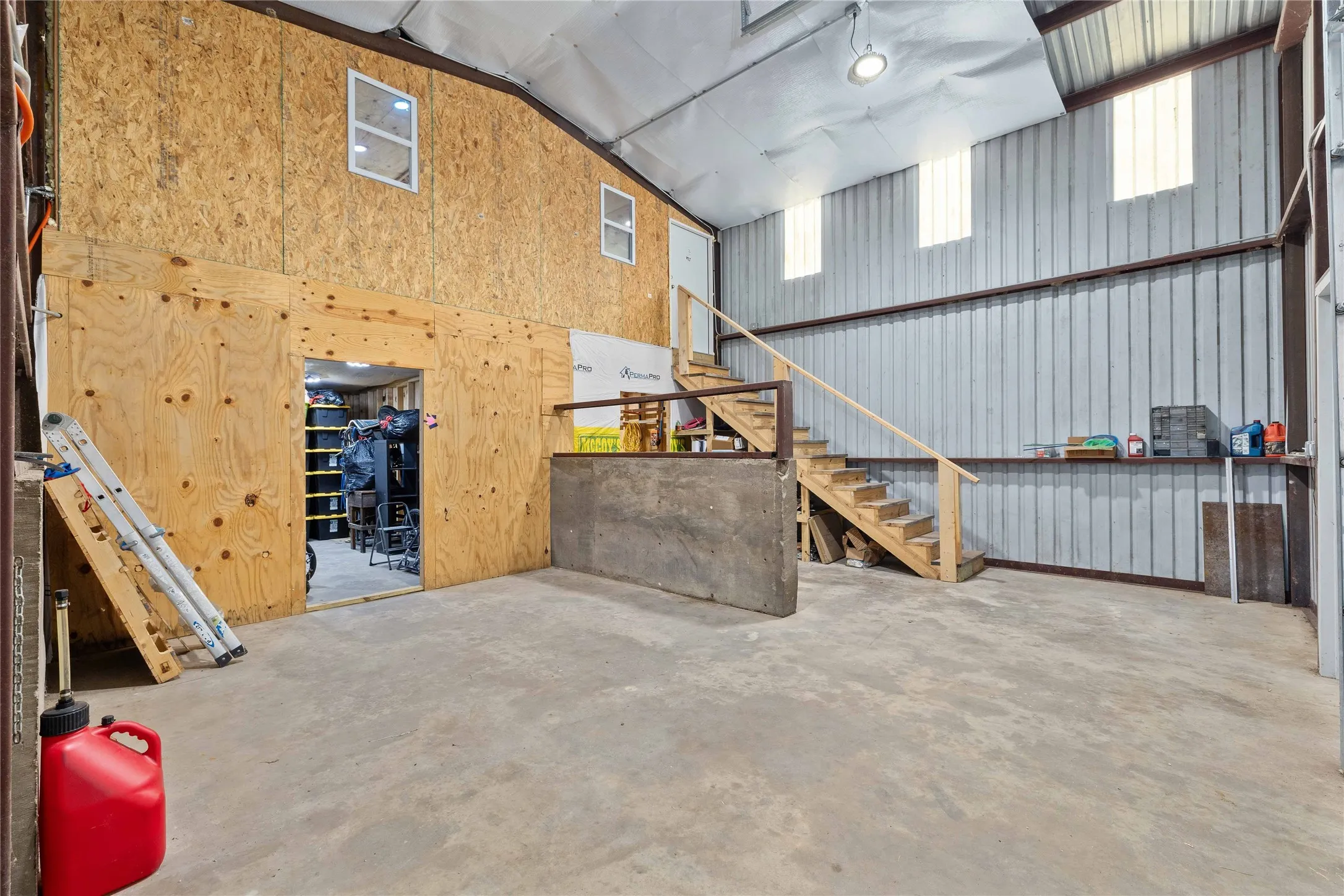 Single Family Residence For Sale in Erath County , 12749 FM 847, Dublin, Texas 76446, 1 Bedroom, 1 Bathroom, 4 Garage spaces, 912 Sqft, built in 2021, Price $739,000, mls#21253371, Real Estate Agent in Dublin, Homes For Sale in Erath county, Homes For Sale in Dublin, Realtor in Dublin Texas, Real Estate Brokerage Independent Realty Texas, Luminita Cordes Realtor