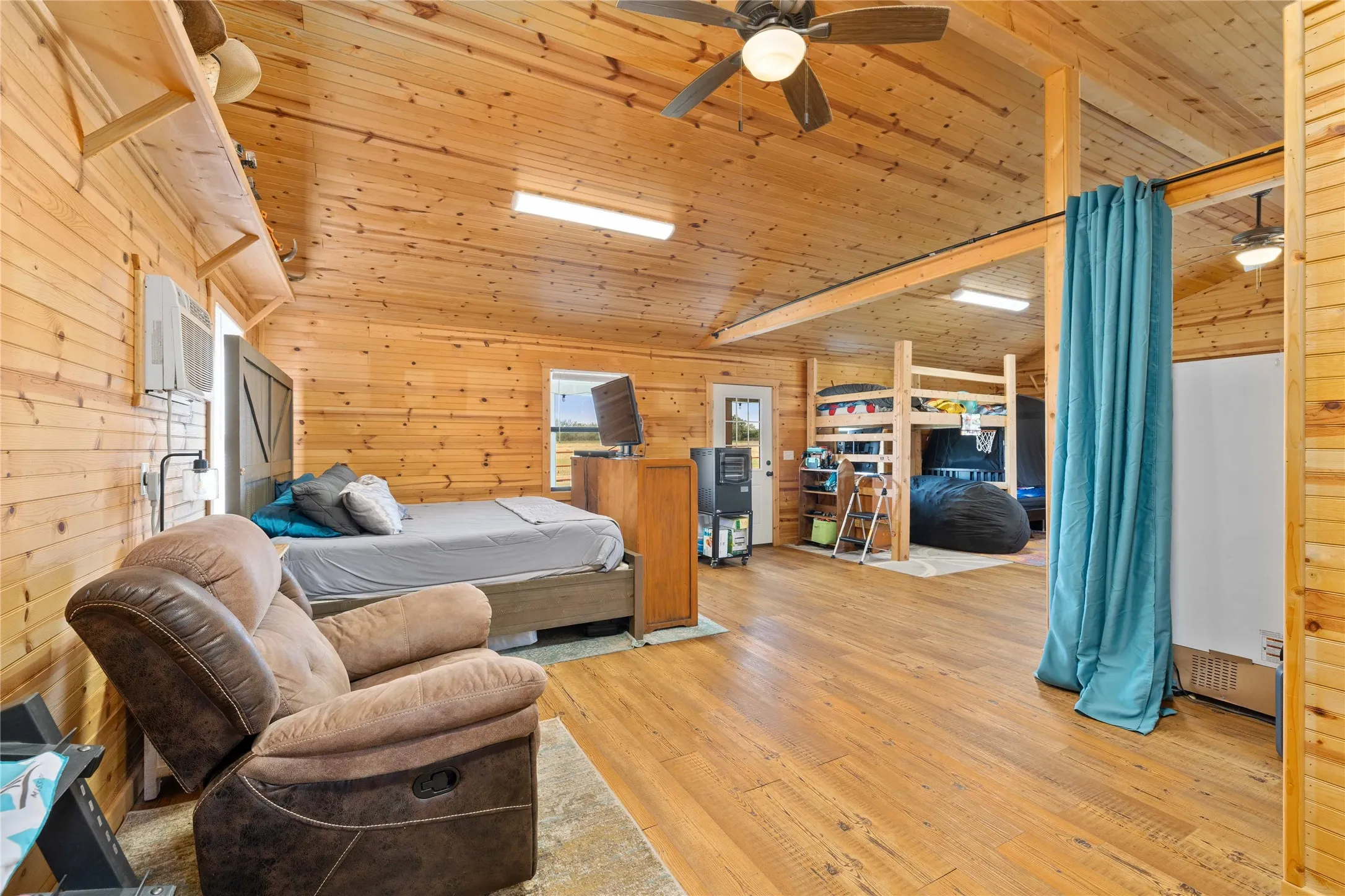 Single Family Residence For Sale in Erath County , 12749 FM 847, Dublin, Texas 76446, 1 Bedroom, 1 Bathroom, 4 Garage spaces, 912 Sqft, built in 2021, Price $739,000, mls#21253371, Real Estate Agent in Dublin, Homes For Sale in Erath county, Homes For Sale in Dublin, Realtor in Dublin Texas, Real Estate Brokerage Independent Realty Texas, Luminita Cordes Realtor