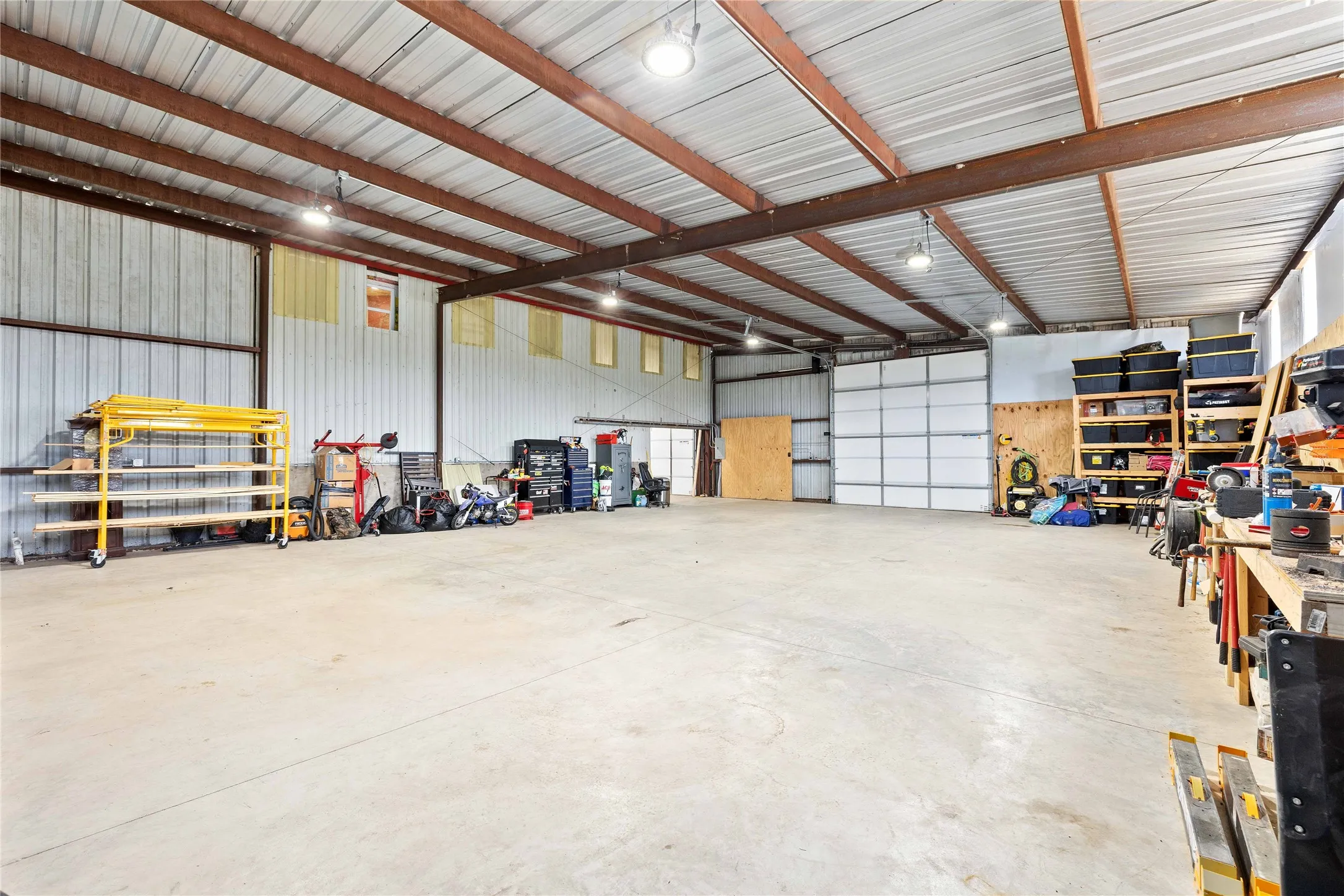 Single Family Residence For Sale in Erath County , 12749 FM 847, Dublin, Texas 76446, 1 Bedroom, 1 Bathroom, 4 Garage spaces, 912 Sqft, built in 2021, Price $739,000, mls#21253371, Real Estate Agent in Dublin, Homes For Sale in Erath county, Homes For Sale in Dublin, Realtor in Dublin Texas, Real Estate Brokerage Independent Realty Texas, Luminita Cordes Realtor