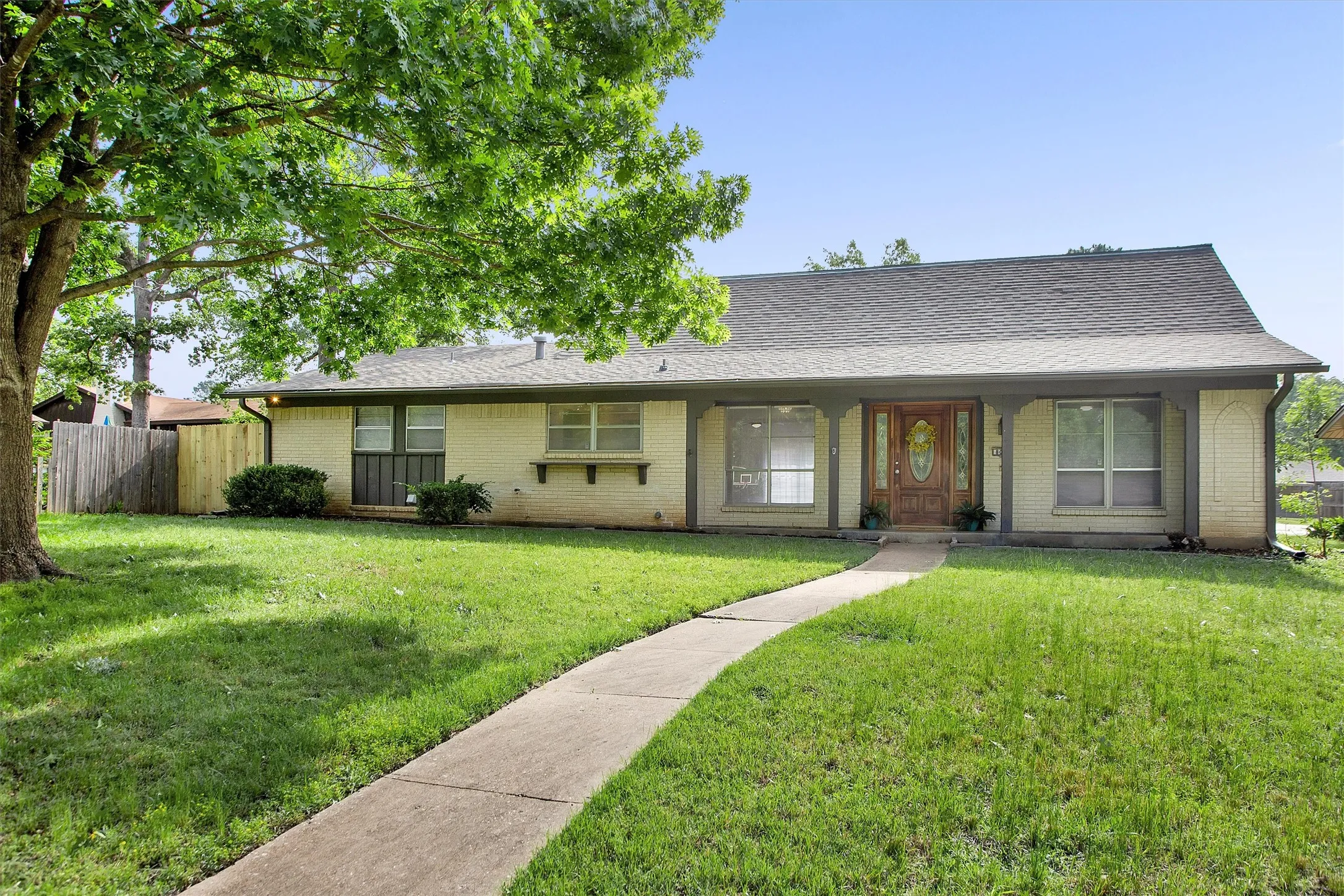 Single Family Residence For Sale