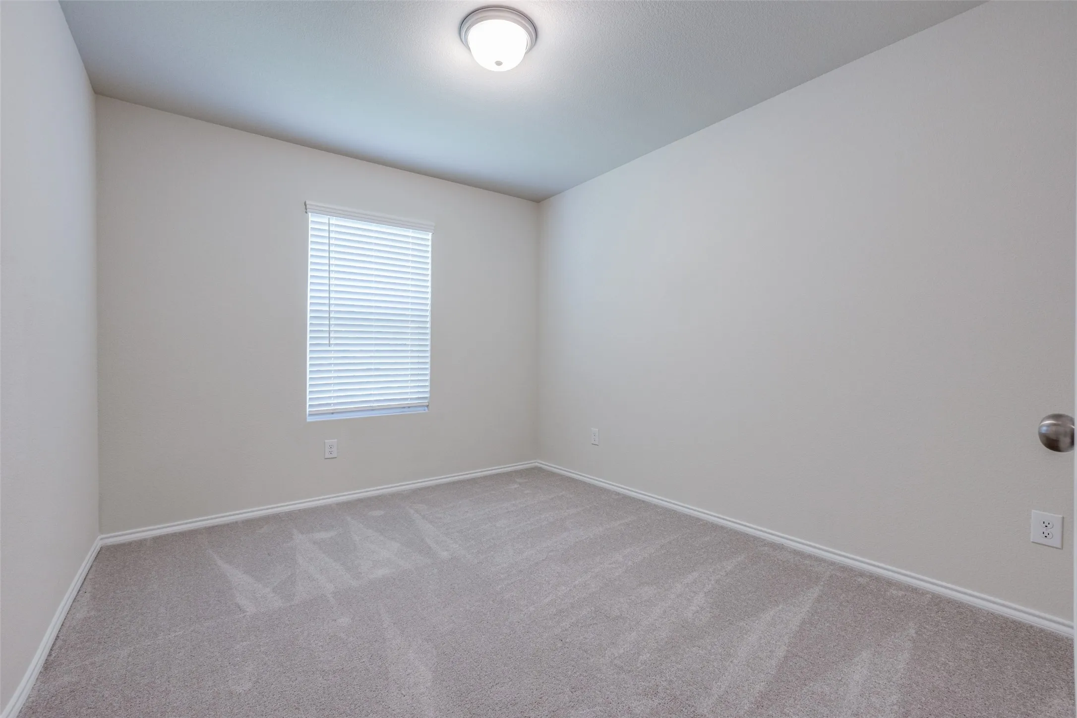 Single Family Residence For Sale in Collin County , 877 Table Rock Street, Princeton, Texas 75407, 4 Bedroom, 3 Bathroom, 2 Garage spaces, 2,419 Sqft, built in 2023, Preowned, mls#21242183, Real Estate Agent in Princeton, Homes For Sale in Collin county, Homes For Sale in Princeton, Realtor in Princeton Texas, Real Estate Brokerage Independent Realty Texas, Luminita Cordes Realtor