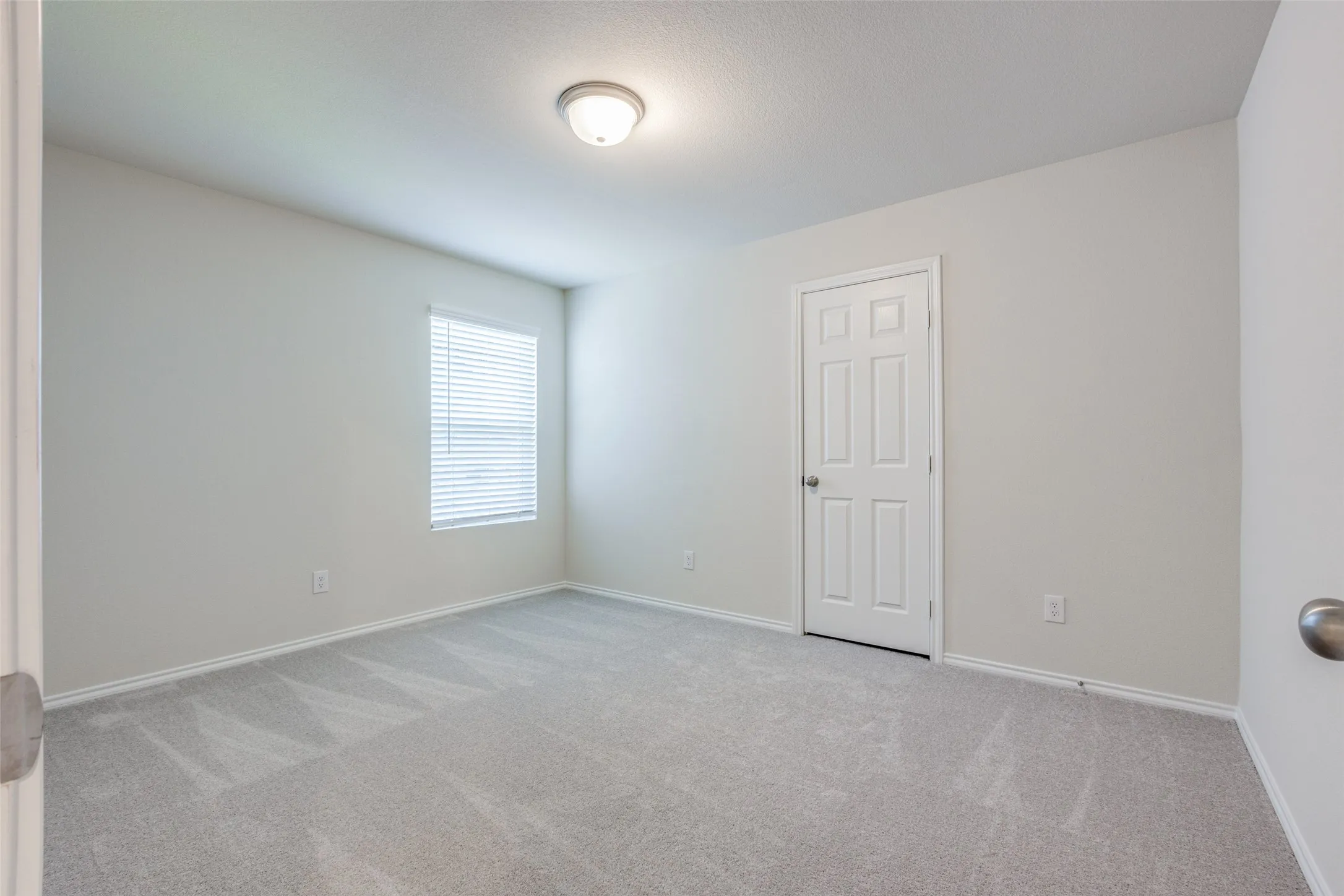 Single Family Residence For Sale in Collin County , 877 Table Rock Street, Princeton, Texas 75407, 4 Bedroom, 3 Bathroom, 2 Garage spaces, 2,419 Sqft, built in 2023, Preowned, mls#21242183, Real Estate Agent in Princeton, Homes For Sale in Collin county, Homes For Sale in Princeton, Realtor in Princeton Texas, Real Estate Brokerage Independent Realty Texas, Luminita Cordes Realtor