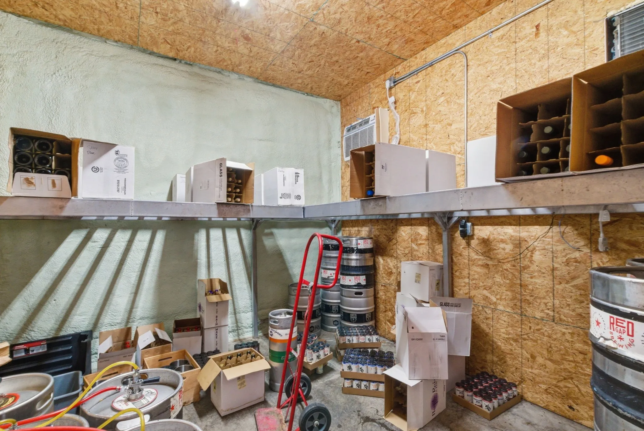 Walk-in cooler in the 1st warehouse space