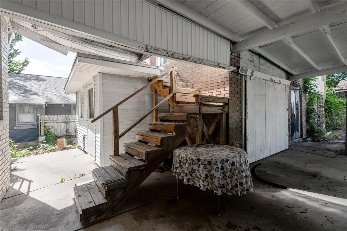 Stairs to apartment