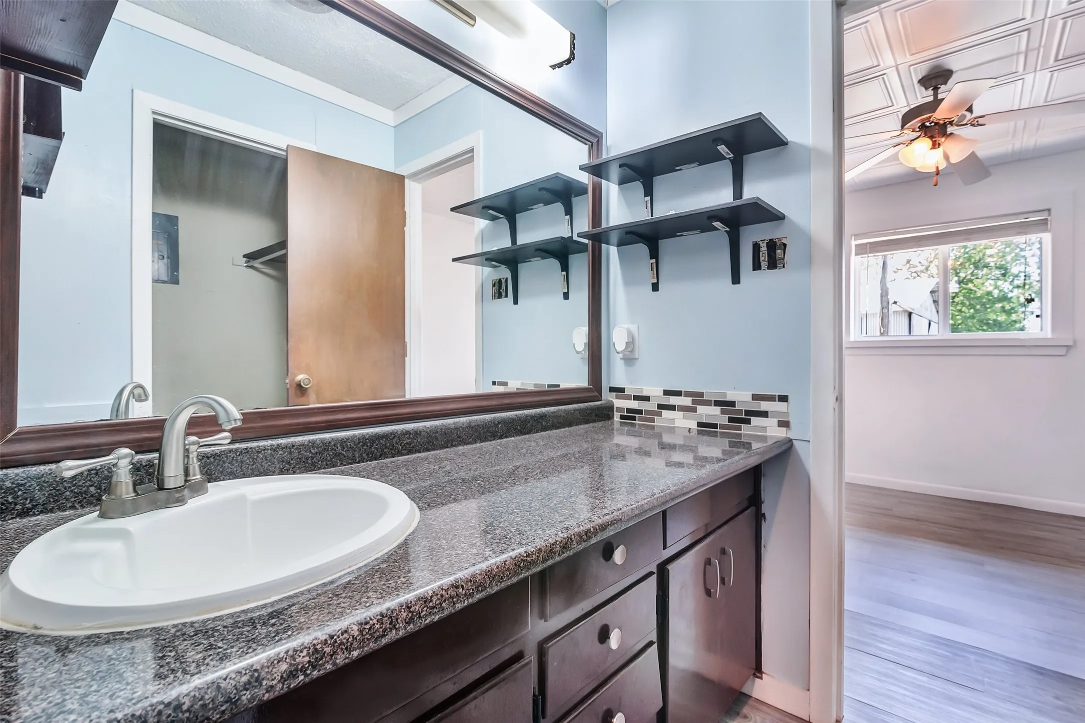 Single Family Residence For Sale in Hunt County , 832 Cherry Street, Wolfe City, Texas 75496, 3 Bedroom, 2 Bathroom, Garage spaces, 1,776 Sqft, built in 1980, Preowned, mls#21253342, Real Estate Agent in Wolfe City, Homes For Sale in Hunt county, Homes For Sale in Wolfe City, Realtor in Wolfe City Texas, Real Estate Brokerage Independent Realty Texas, Luminita Cordes Realtor