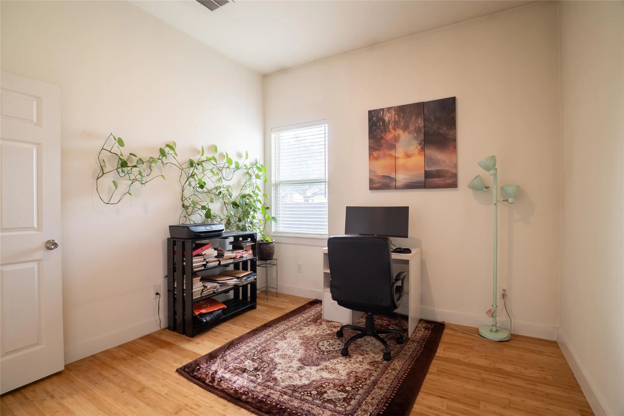 Single Family Residence For Sale in Dallas County , 2113 Cranford Drive, Garland, Texas 75041, 3 Bedroom, 2 Bathroom, 2 Garage spaces, 1,645 Sqft, built in 2022, Preowned, Price $380,775, mls#21244089, Real Estate Agent in Garland, Homes For Sale in Dallas county, Homes For Sale in Garland, Realtor in Garland Texas, Real Estate Brokerage Independent Realty Texas, Luminita Cordes Realtor