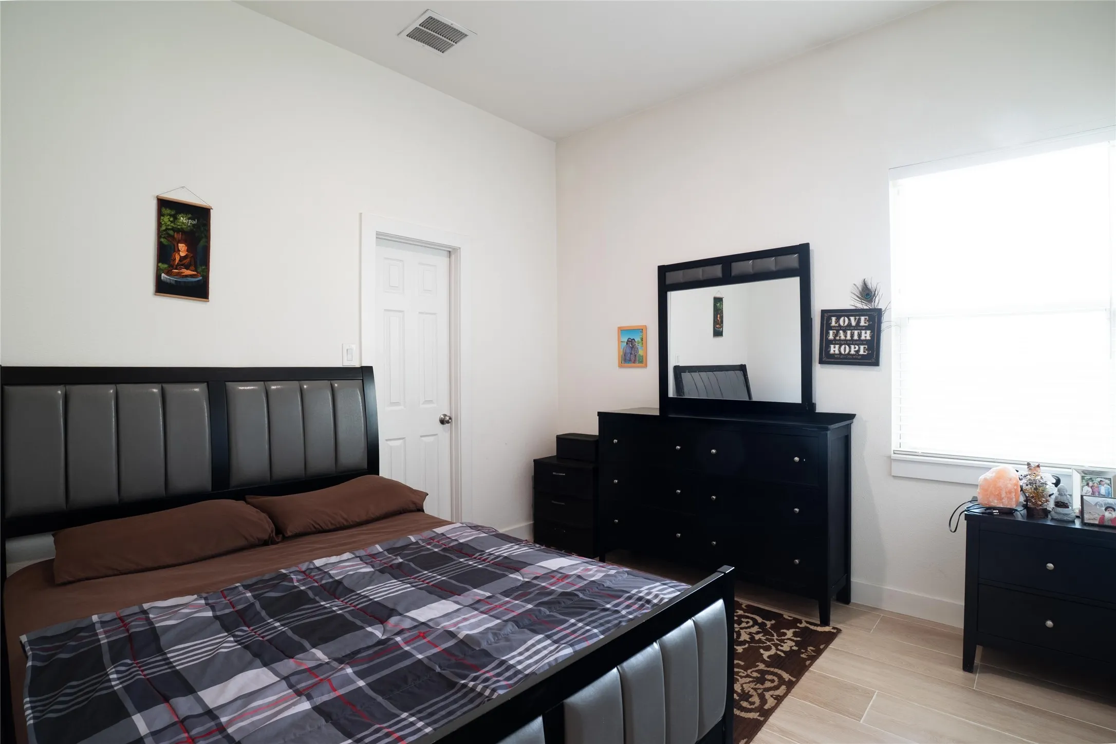 Single Family Residence For Sale in Dallas County , 2113 Cranford Drive, Garland, Texas 75041, 3 Bedroom, 2 Bathroom, 2 Garage spaces, 1,645 Sqft, built in 2022, Preowned, Price $380,775, mls#21244089, Real Estate Agent in Garland, Homes For Sale in Dallas county, Homes For Sale in Garland, Realtor in Garland Texas, Real Estate Brokerage Independent Realty Texas, Luminita Cordes Realtor
