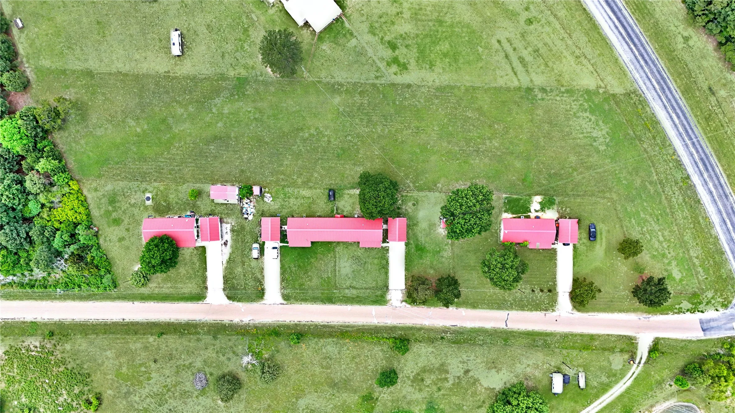 Duplex For Sale in Van Zandt County , 138 Vz County Road 4714, Ben Wheeler, Texas 75754, 0, 0, Garage spaces, 0 Sqft, built in 2006, Preowned, Price $429,900, mls#21253234, Real Estate Agent in Ben Wheeler, Homes For Sale in Van Zandt county, Homes For Sale in Ben Wheeler, Realtor in Ben Wheeler Texas, Real Estate Brokerage Independent Realty Texas, Luminita Cordes Realtor
