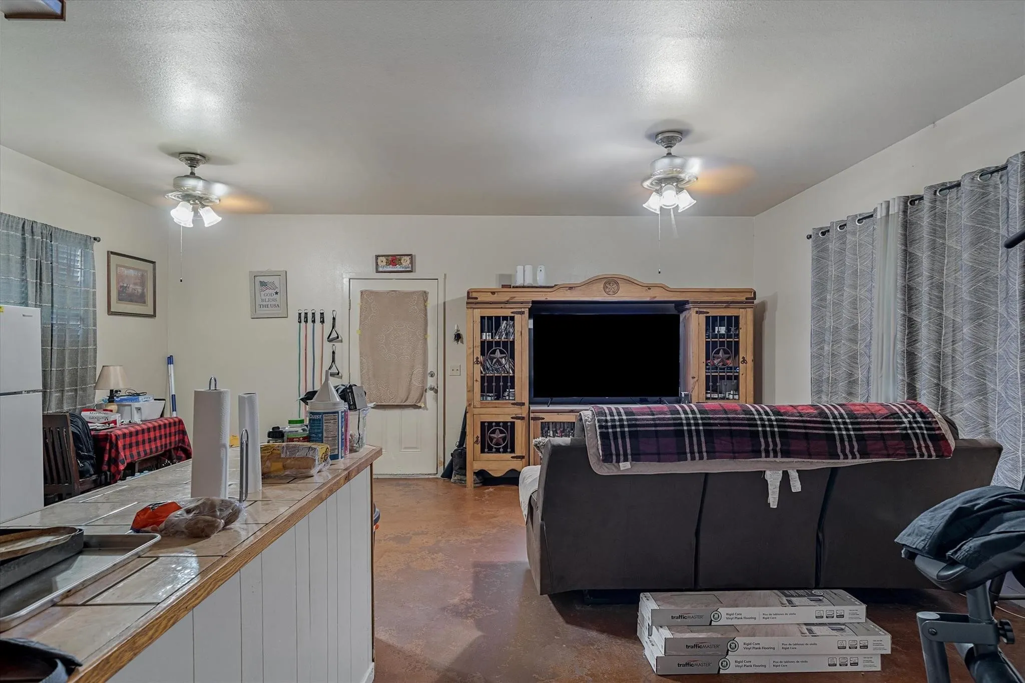 Duplex For Sale in Van Zandt County , 138 Vz County Road 4714, Ben Wheeler, Texas 75754, 0, 0, Garage spaces, 0 Sqft, built in 2006, Preowned, Price $429,900, mls#21253234, Real Estate Agent in Ben Wheeler, Homes For Sale in Van Zandt county, Homes For Sale in Ben Wheeler, Realtor in Ben Wheeler Texas, Real Estate Brokerage Independent Realty Texas, Luminita Cordes Realtor