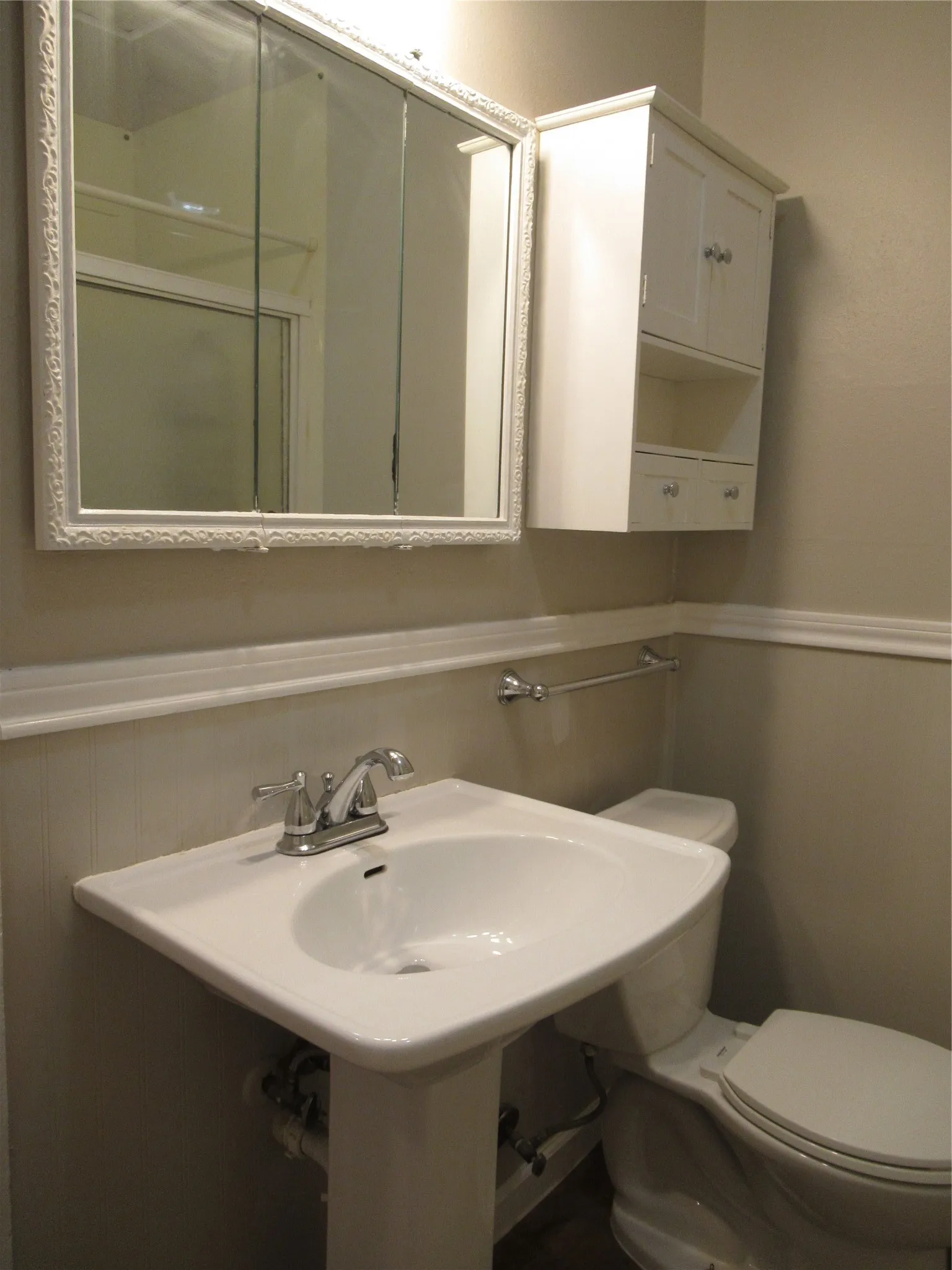 Single Family Residence For Sale in Hunt County , 2213 Greenville Street, Caddo Mills, Texas 75135, 3 Bedrooms, 1 Bathroom, 1 Garage spaces, 1,228 Sqft, built in 0, Preowned, Price $218,000, mls#21251783, Real Estate Agent in Caddo Mills, Homes For Sale in Hunt county, Homes For Sale in Caddo Mills, Realtor in Caddo Mills Texas, Real Estate Brokerage Independent Realty Texas, Luminita Cordes Realtor