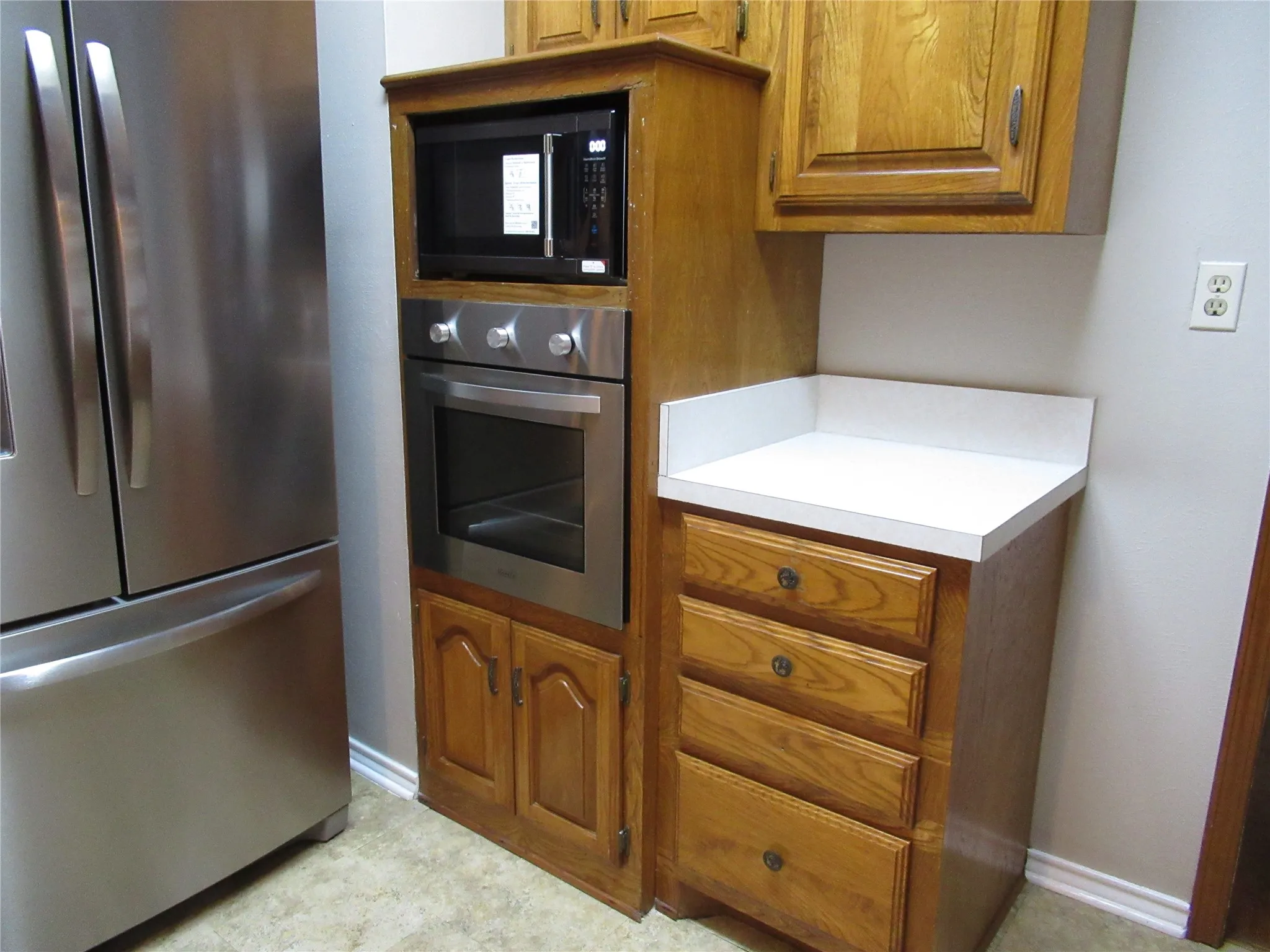 Single Family Residence For Sale in Hunt County , 2213 Greenville Street, Caddo Mills, Texas 75135, 3 Bedrooms, 1 Bathroom, 1 Garage spaces, 1,228 Sqft, built in 0, Preowned, Price $218,000, mls#21251783, Real Estate Agent in Caddo Mills, Homes For Sale in Hunt county, Homes For Sale in Caddo Mills, Realtor in Caddo Mills Texas, Real Estate Brokerage Independent Realty Texas, Luminita Cordes Realtor