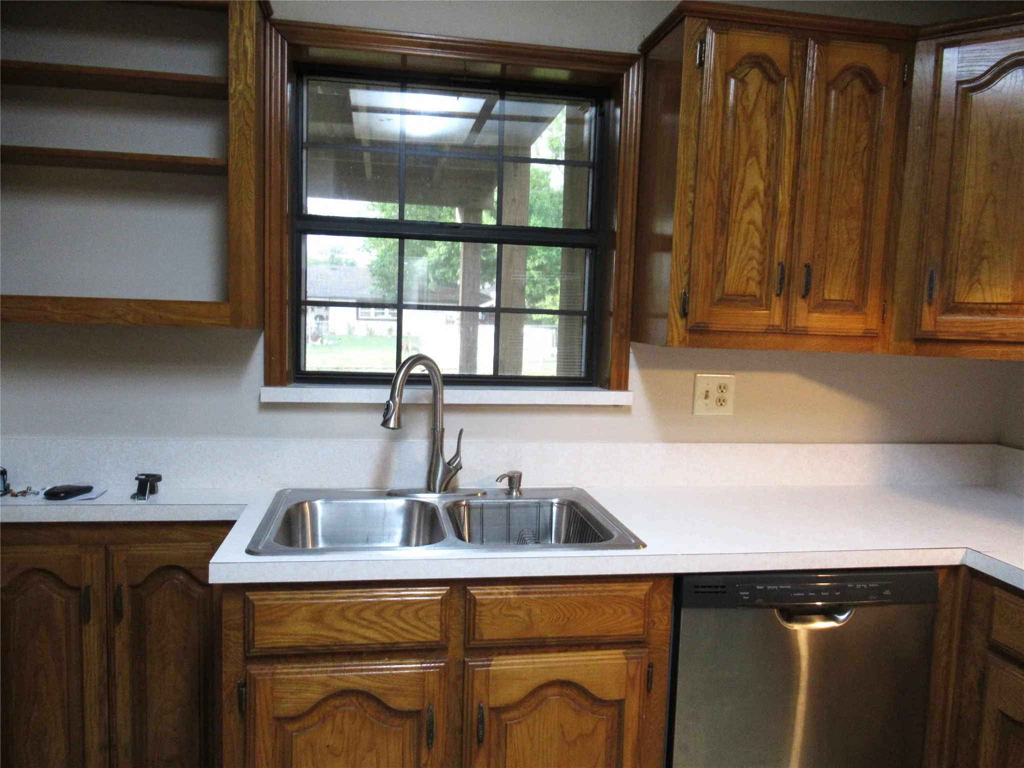 Single Family Residence For Sale in Hunt County , 2213 Greenville Street, Caddo Mills, Texas 75135, 3 Bedrooms, 1 Bathroom, 1 Garage spaces, 1,228 Sqft, built in 0, Preowned, Price $218,000, mls#21251783, Real Estate Agent in Caddo Mills, Homes For Sale in Hunt county, Homes For Sale in Caddo Mills, Realtor in Caddo Mills Texas, Real Estate Brokerage Independent Realty Texas, Luminita Cordes Realtor