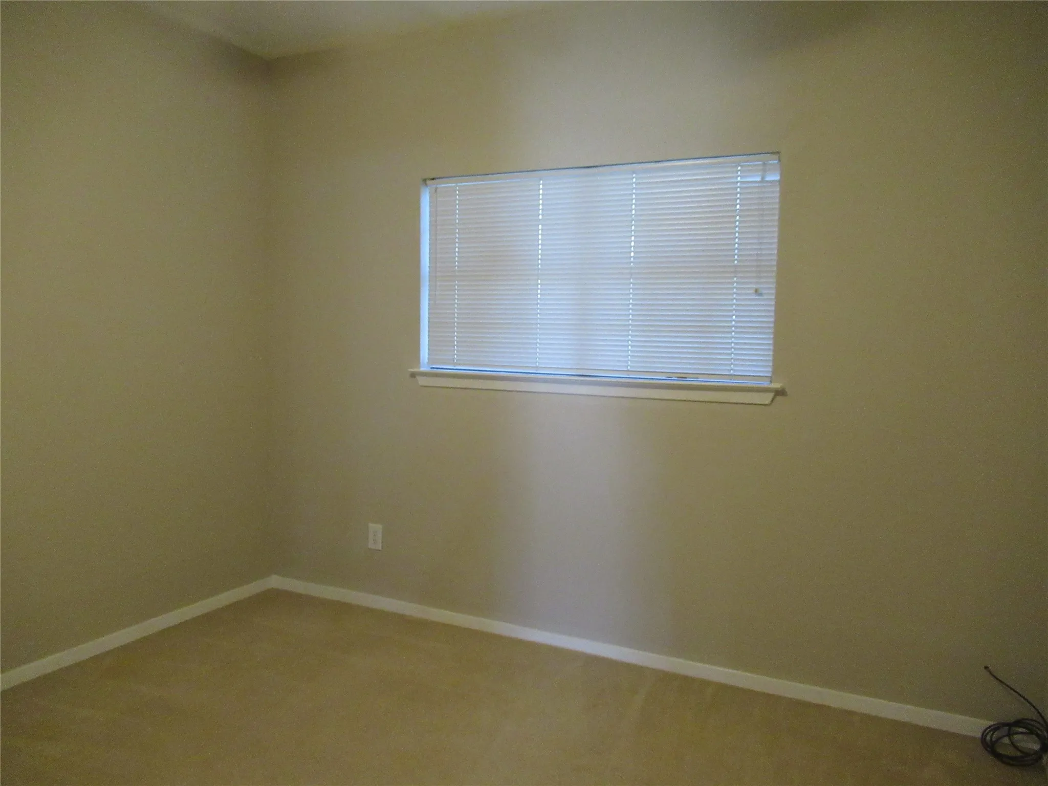 Single Family Residence For Sale in Hunt County , 2213 Greenville Street, Caddo Mills, Texas 75135, 3 Bedrooms, 1 Bathroom, 1 Garage spaces, 1,228 Sqft, built in 0, Preowned, Price $218,000, mls#21251783, Real Estate Agent in Caddo Mills, Homes For Sale in Hunt county, Homes For Sale in Caddo Mills, Realtor in Caddo Mills Texas, Real Estate Brokerage Independent Realty Texas, Luminita Cordes Realtor