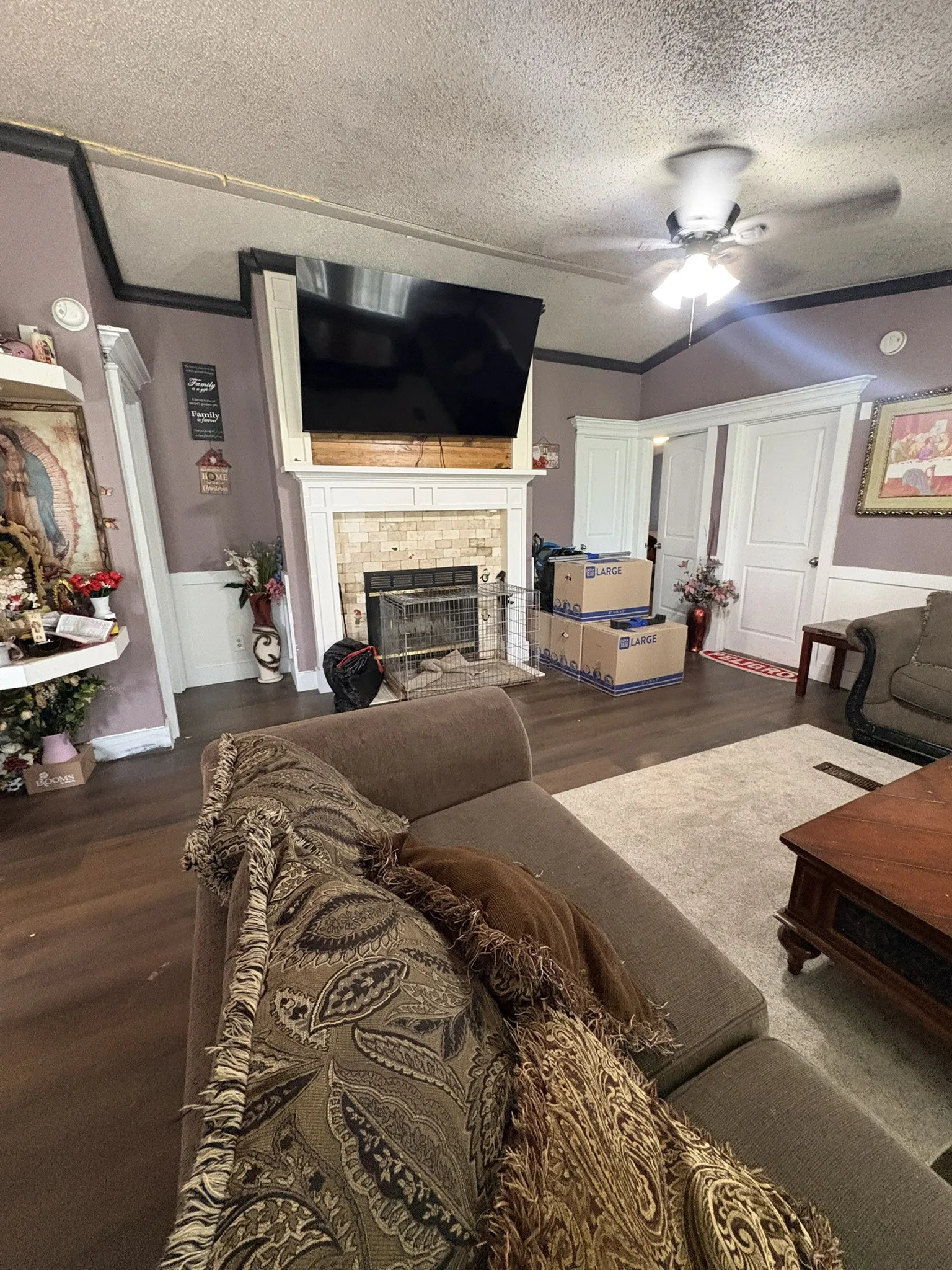Mobile Home For Sale in Ellis County , 720 Bluebonnet Lane, Palmer, Texas 75152, 3 Bedroom, 2 Bathroom, Garage spaces, 1,600 Sqft, built in 2019, Preowned, Price $230,000, mls#21253513, Real Estate Agent in Palmer, Homes For Sale in Ellis county, Homes For Sale in Palmer, Realtor in Palmer Texas, Real Estate Brokerage Independent Realty Texas, Luminita Cordes Realtor