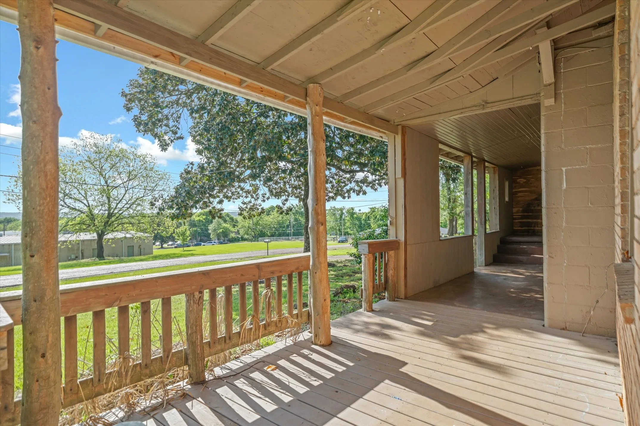 Single Family Residence For Sale in Morris County , 505 N Willis Street, Daingerfield, Texas 75638, 3 Bedrooms, 2 Bathrooms, Garage spaces, 1,308 Sqft, built in 1946, Preowned, Price $175,000, mls#21245785, Real Estate Agent in Daingerfield, Homes For Sale in Morris county, Homes For Sale in Daingerfield, Realtor in Daingerfield Texas, Real Estate Brokerage Independent Realty Texas, Luminita Cordes Realtor