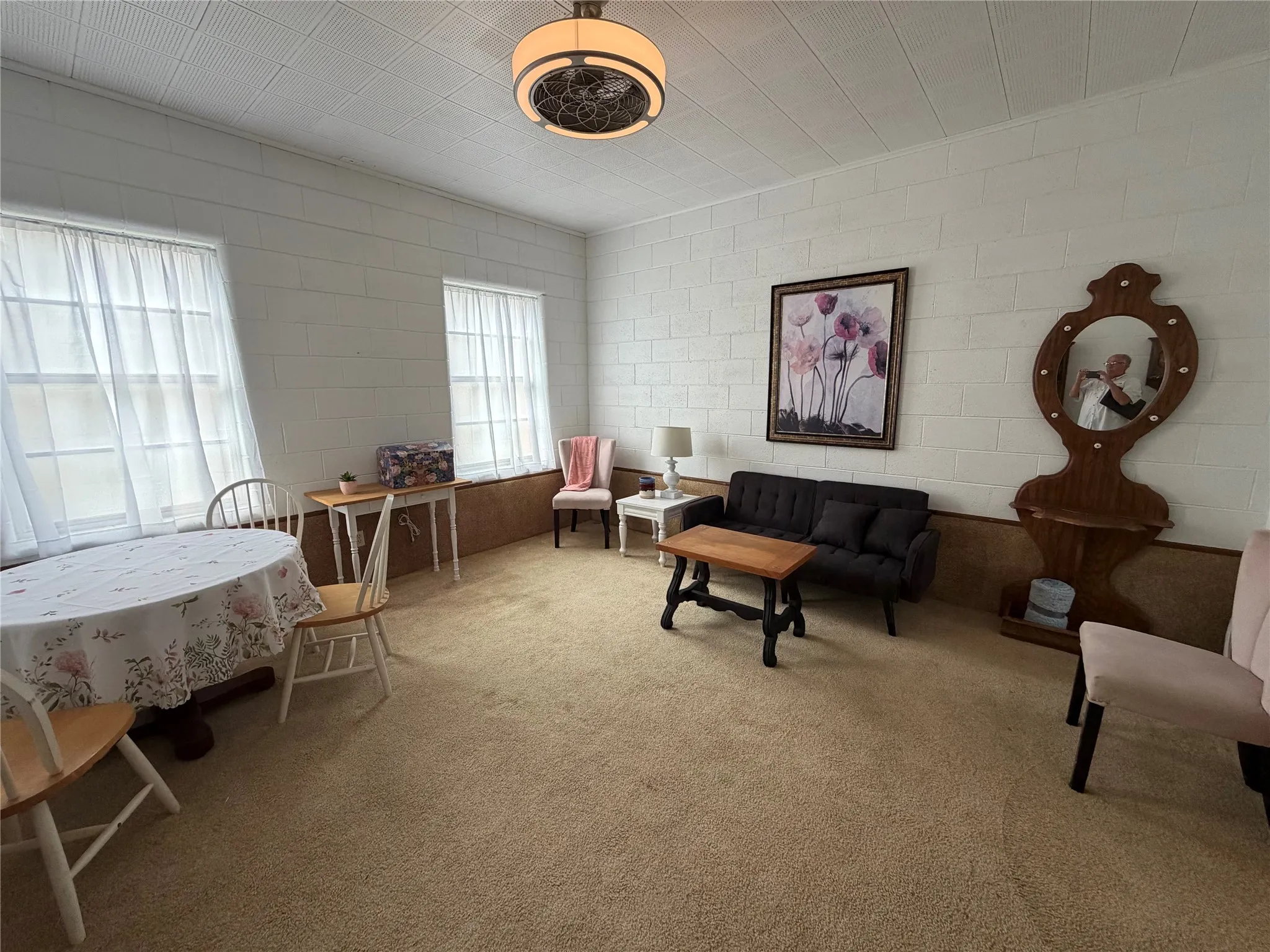 Office For Sale in Morris County , 204 Senter Avenue, Omaha, Texas 75571, 0, 0, Garage spaces, 0 Sqft, built in 1923, Preowned, Price $329,000, mls#21253587, Real Estate Agent in Omaha, Homes For Sale in Morris county, Homes For Sale in Omaha, Realtor in Omaha Texas, Real Estate Brokerage Independent Realty Texas, Luminita Cordes Realtor