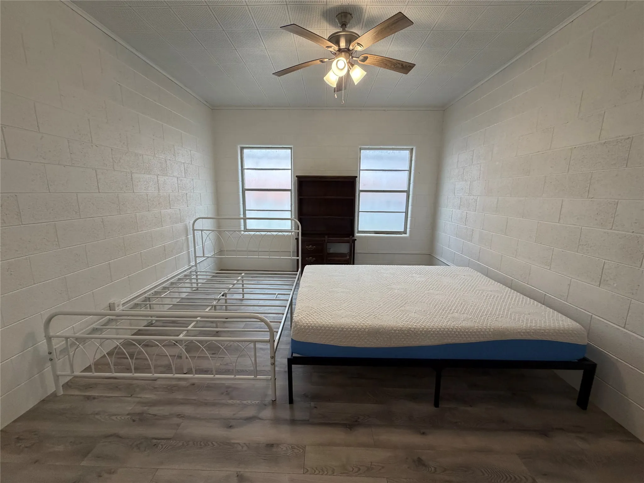 Office For Sale in Morris County , 204 Senter Avenue, Omaha, Texas 75571, 0, 0, Garage spaces, 0 Sqft, built in 1923, Preowned, Price $329,000, mls#21253587, Real Estate Agent in Omaha, Homes For Sale in Morris county, Homes For Sale in Omaha, Realtor in Omaha Texas, Real Estate Brokerage Independent Realty Texas, Luminita Cordes Realtor