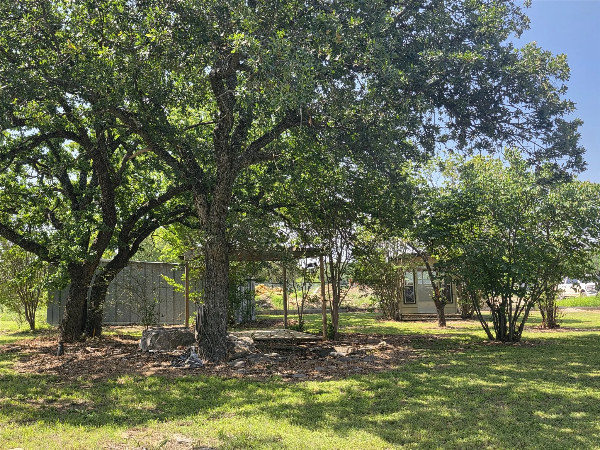Single Family Residence For Sale in Brown County , 8082 County Road 604, Lake Brownwood, Texas 76801, 3 Bedroom, 2 Bathroom, Garage spaces, 1,152 Sqft, built in 0, mls#21252548, Real Estate Agent in Lake Brownwood, Homes For Sale in Brown county, Homes For Sale in Lake Brownwood, Realtor in Lake Brownwood Texas, Real Estate Brokerage Independent Realty Texas, Luminita Cordes Realtor