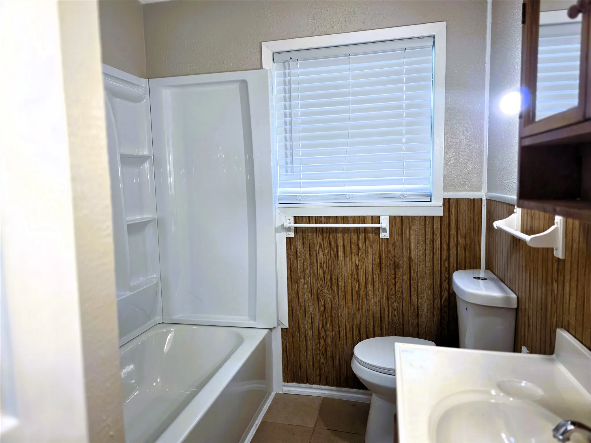 Single Family Residence For Sale in Brown County , 8082 County Road 604, Lake Brownwood, Texas 76801, 3 Bedroom, 2 Bathroom, Garage spaces, 1,152 Sqft, built in 0, mls#21252548, Real Estate Agent in Lake Brownwood, Homes For Sale in Brown county, Homes For Sale in Lake Brownwood, Realtor in Lake Brownwood Texas, Real Estate Brokerage Independent Realty Texas, Luminita Cordes Realtor
