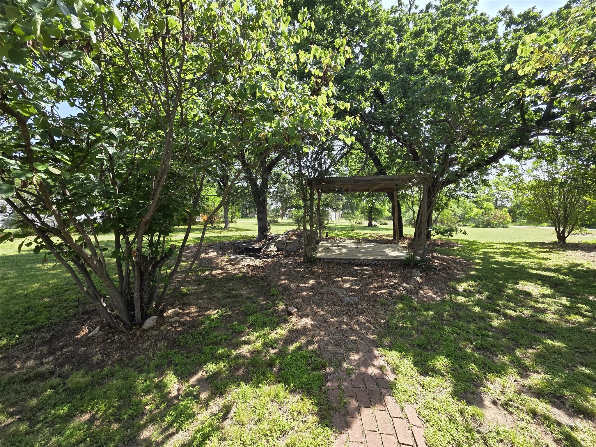 Single Family Residence For Sale in Brown County , 8082 County Road 604, Lake Brownwood, Texas 76801, 3 Bedroom, 2 Bathroom, Garage spaces, 1,152 Sqft, built in 0, mls#21252548, Real Estate Agent in Lake Brownwood, Homes For Sale in Brown county, Homes For Sale in Lake Brownwood, Realtor in Lake Brownwood Texas, Real Estate Brokerage Independent Realty Texas, Luminita Cordes Realtor