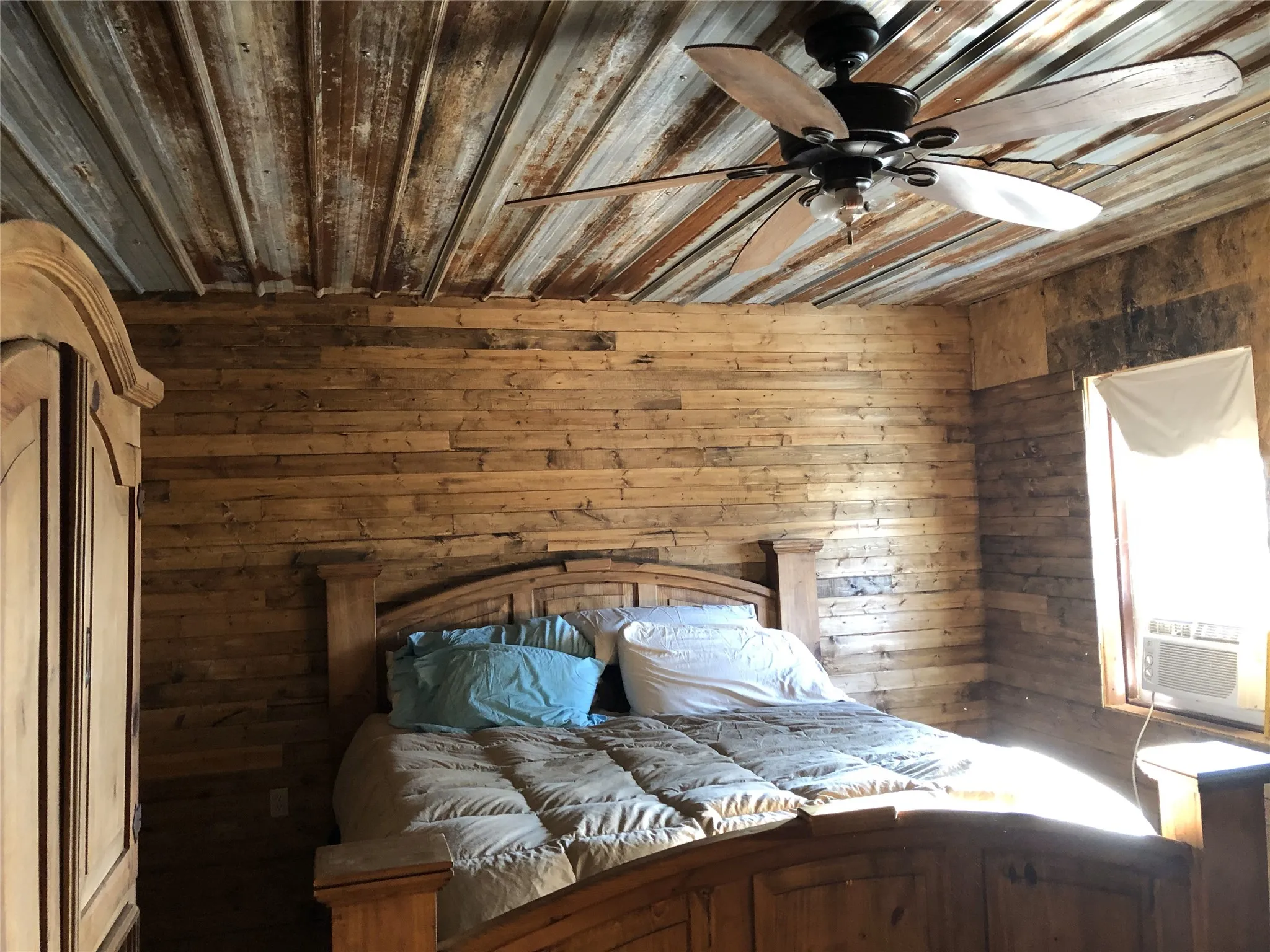 Single Family Residence For Sale in Wise County , 459 County Road 4287, Decatur, Texas 76234, 4 Bedroom, 2 Bathroom, Garage spaces, 3,600 Sqft, built in 2016, mls#21253608, Real Estate Agent in Decatur, Homes For Sale in Wise county, Homes For Sale in Decatur, Realtor in Decatur Texas, Real Estate Brokerage Independent Realty Texas, Luminita Cordes Realtor