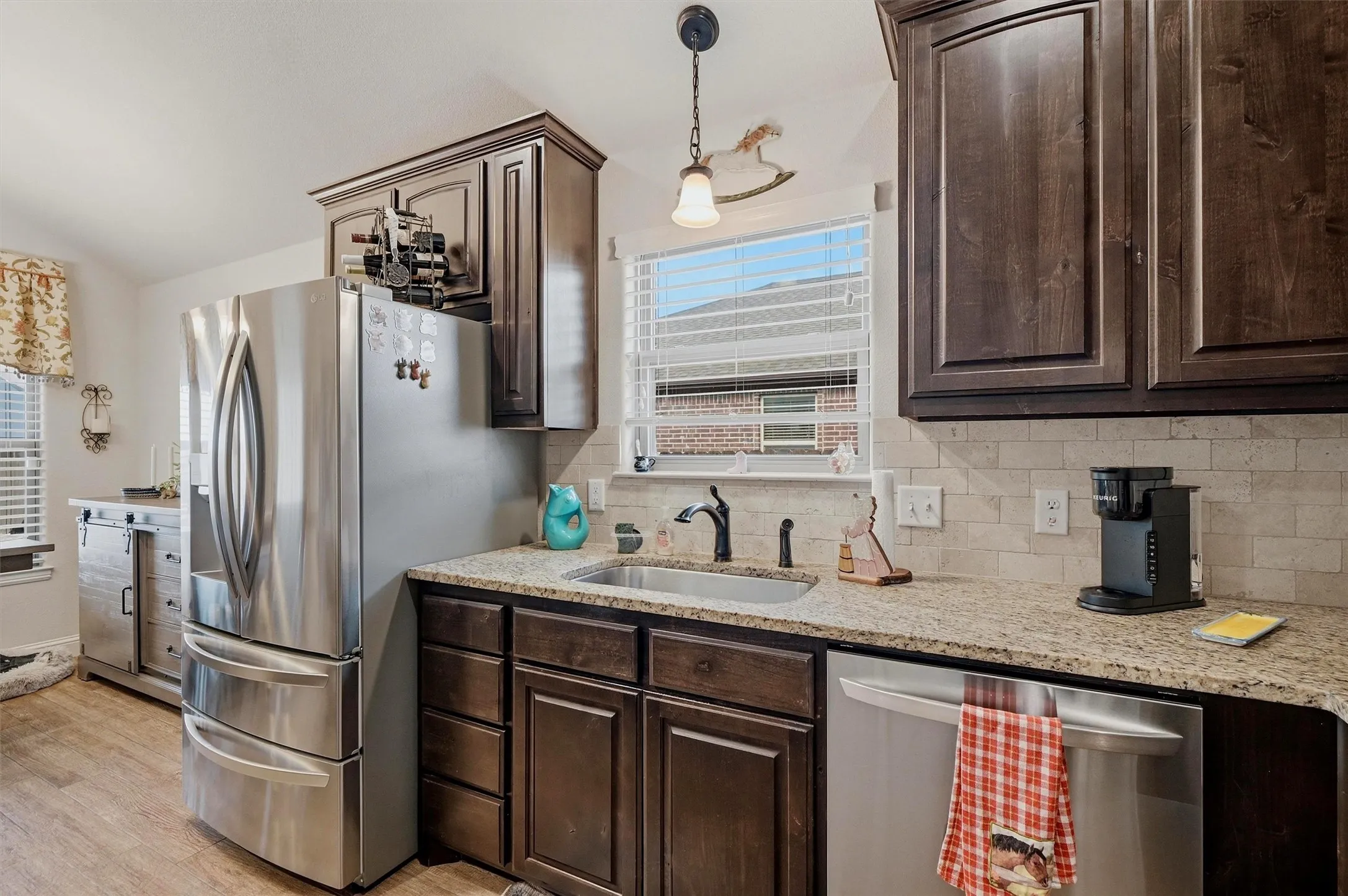 Single Family Residence For Sale in Grayson County , 502 Pathfinder Street, Collinsville, Texas 76233, 3 Bedroom, 2 Bathroom, 2 Garage spaces, 1,592 Sqft, built in 2018, mls#21253631, Real Estate Agent in Collinsville, Homes For Sale in Grayson county, Homes For Sale in Collinsville, Realtor in Collinsville Texas, Real Estate Brokerage Independent Realty Texas, Luminita Cordes Realtor