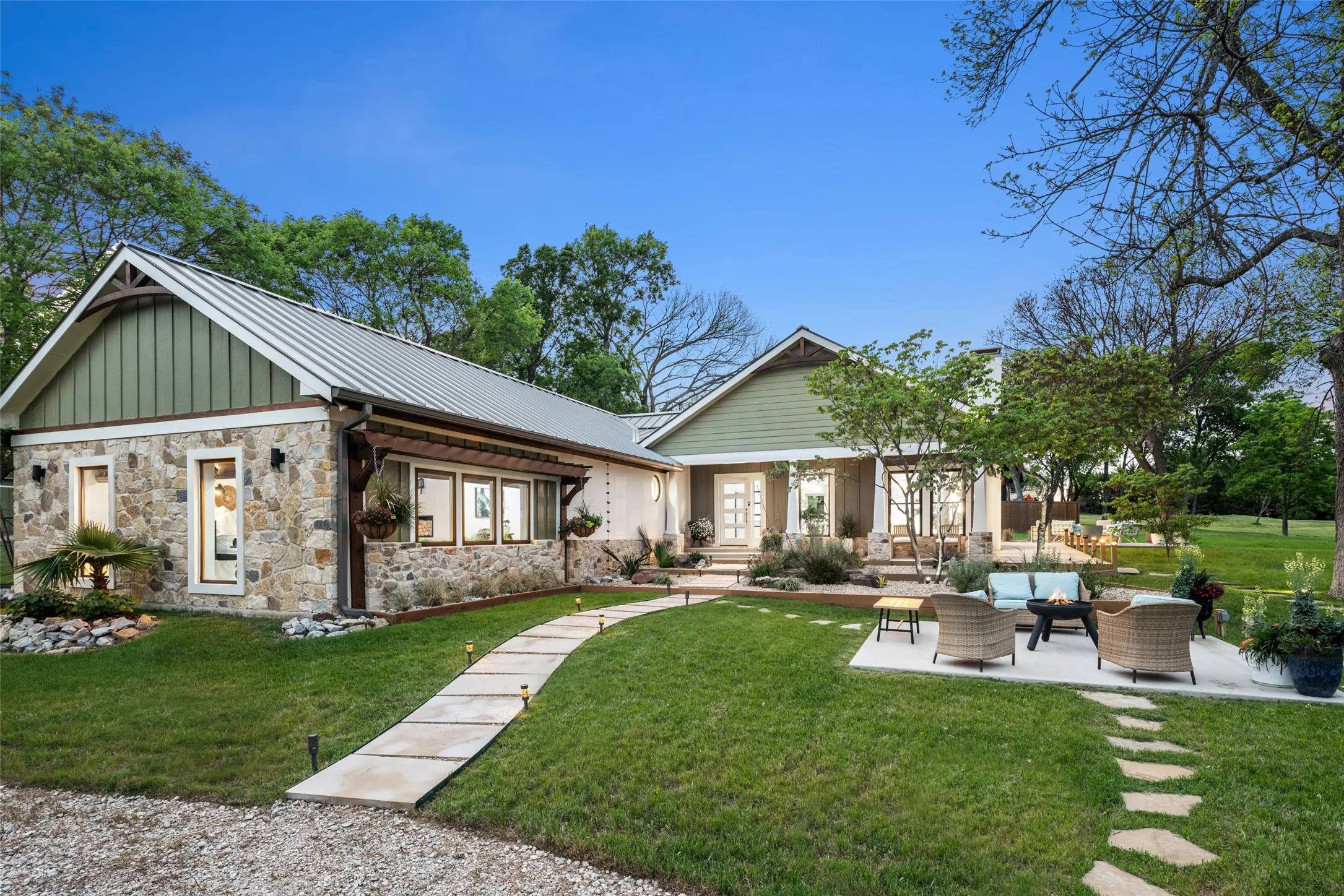 Multiple spaces for outdoor living