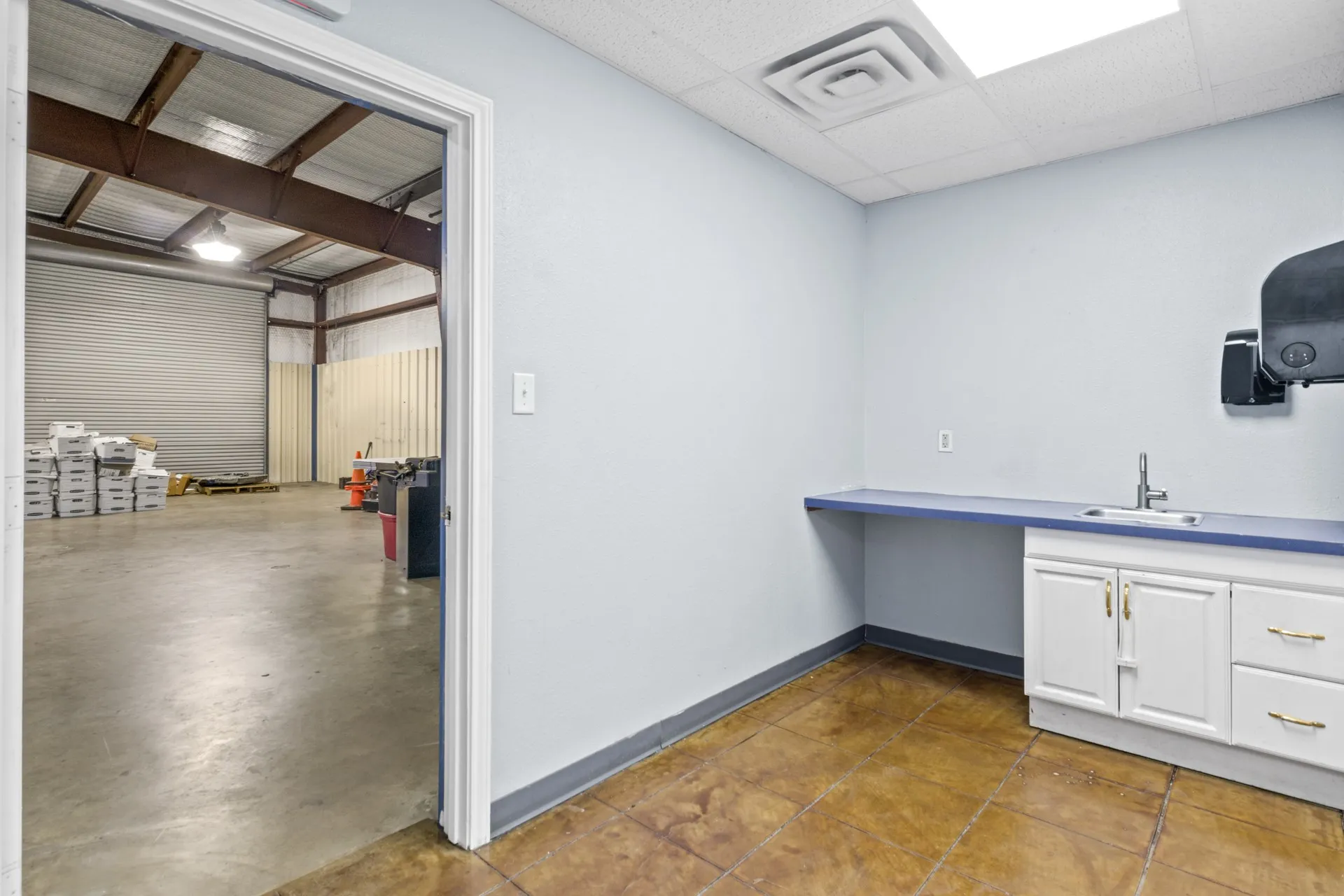 Business For Sale in Titus County , 2300 W Ferguson Road, Mt Pleasant, Texas 75455, 0, 0, Garage spaces, 0 Sqft, built in 1999, Preowned, Price $2,000,000, mls#21253625, Real Estate Agent in Mt Pleasant, Homes For Sale in Titus county, Homes For Sale in Mt Pleasant, Realtor in Mt Pleasant Texas, Real Estate Brokerage Independent Realty Texas, Luminita Cordes Realtor