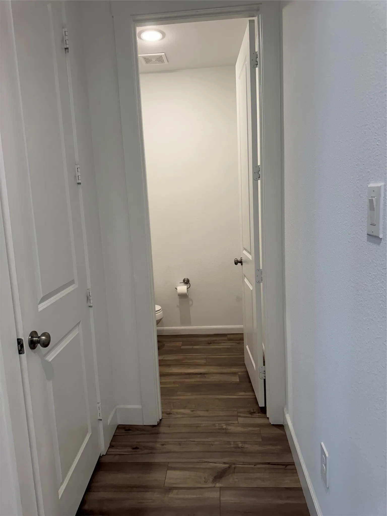 Single Family Residence For Sale in Denton County , 2161 Bonnell Street, Carrollton, Texas 75010, 3 Bedroom, 3 Bathroom, 2 Garage spaces, 2,430 Sqft, built in 2021, mls#21237308, Real Estate Agent in Carrollton, Homes For Sale in Denton county, Homes For Sale in Carrollton, Realtor in Carrollton Texas, Real Estate Brokerage Independent Realty Texas, Luminita Cordes Realtor