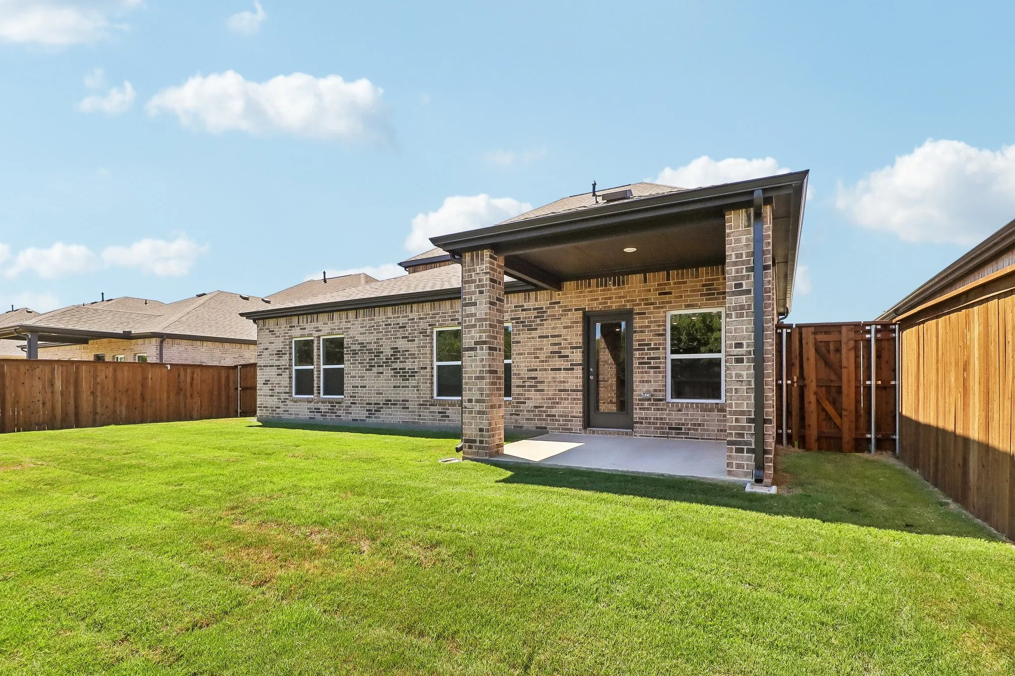 Single Family Residence For Sale in Kaufman County , 721 Vineyard Way, Forney, Texas 75126, 5 Bedroom, 4 Bathroom, 3 Garage spaces, 3,036 Sqft, built in 2026, New Construction - Incomplete, mls#21253665, Real Estate Agent in Forney, Homes For Sale in Kaufman county, Homes For Sale in Forney, Realtor in Forney Texas, Real Estate Brokerage Independent Realty Texas, Luminita Cordes Realtor