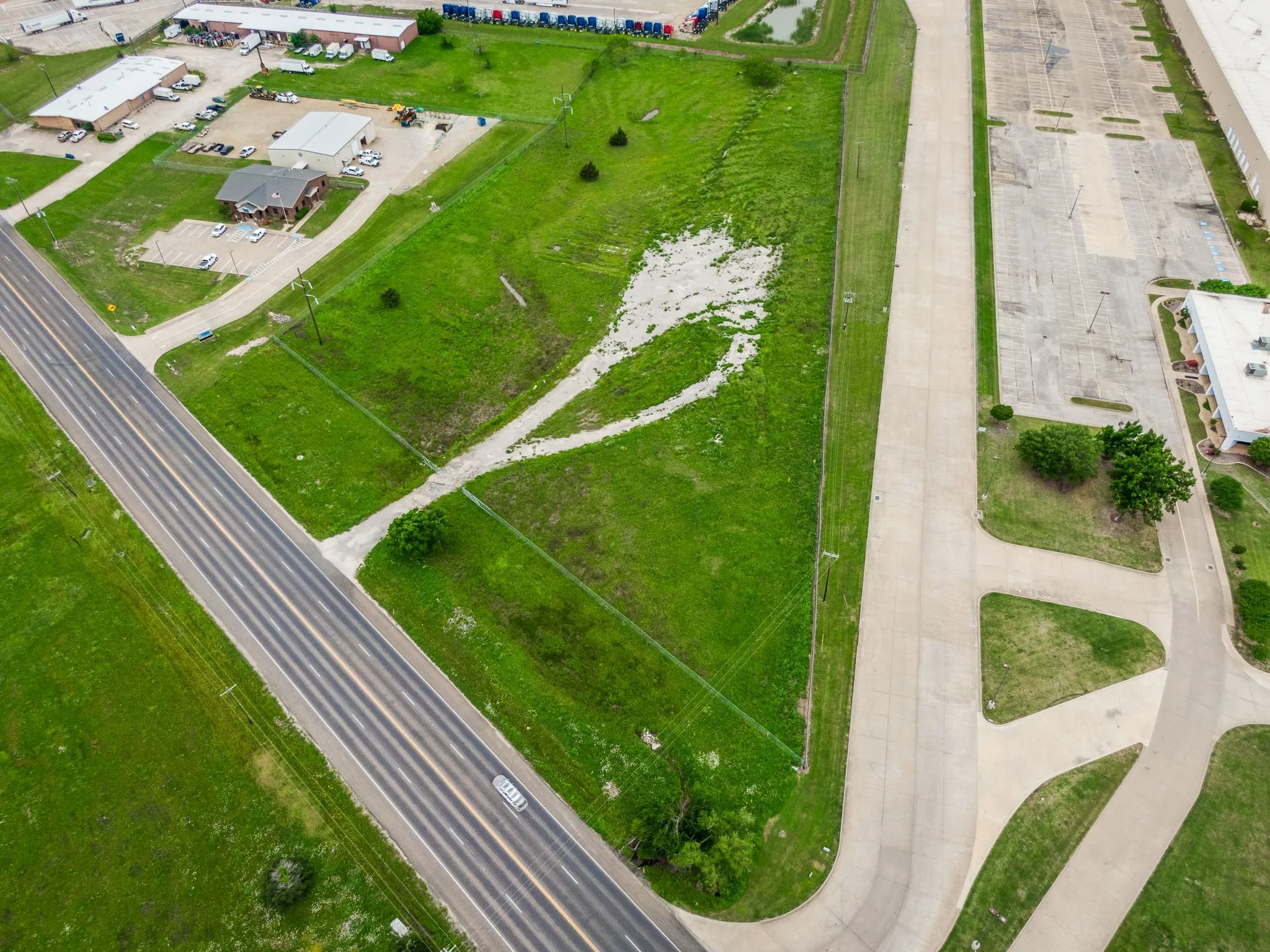Unimproved Land For Sale in Navarro County , 2300 S Business Hwy 45, Corsicana, Texas 75110, 0, 0, Garage spaces, 0 Sqft, built in 0, Price $680,000, mls#21253669, Real Estate Agent in Corsicana, Homes For Sale in Navarro county, Homes For Sale in Corsicana, Realtor in Corsicana Texas, Real Estate Brokerage Independent Realty Texas, Luminita Cordes Realtor