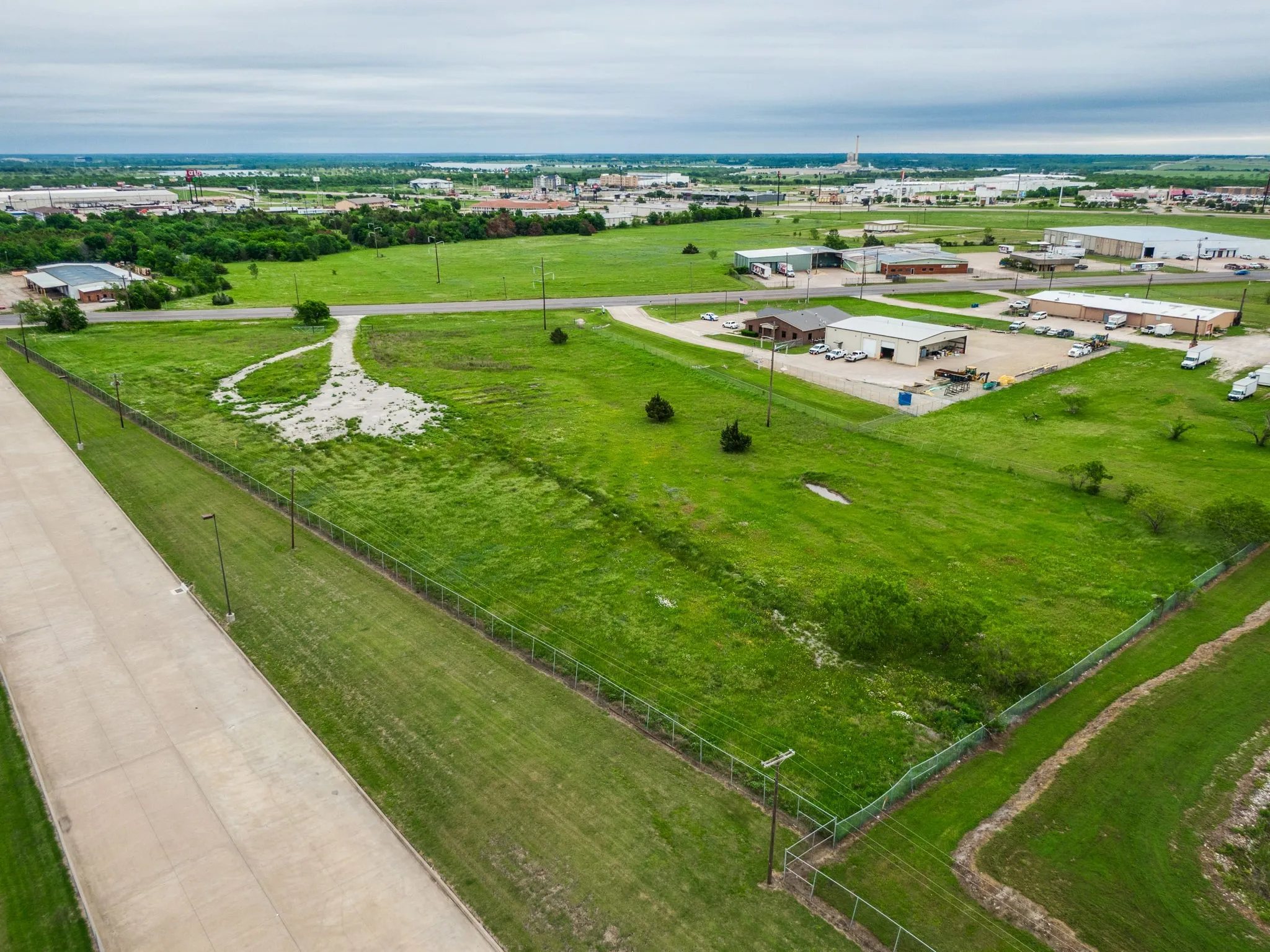 Unimproved Land For Sale in Navarro County , 2300 S Business Hwy 45, Corsicana, Texas 75110, 0, 0, Garage spaces, 0 Sqft, built in 0, Price $680,000, mls#21253669, Real Estate Agent in Corsicana, Homes For Sale in Navarro county, Homes For Sale in Corsicana, Realtor in Corsicana Texas, Real Estate Brokerage Independent Realty Texas, Luminita Cordes Realtor