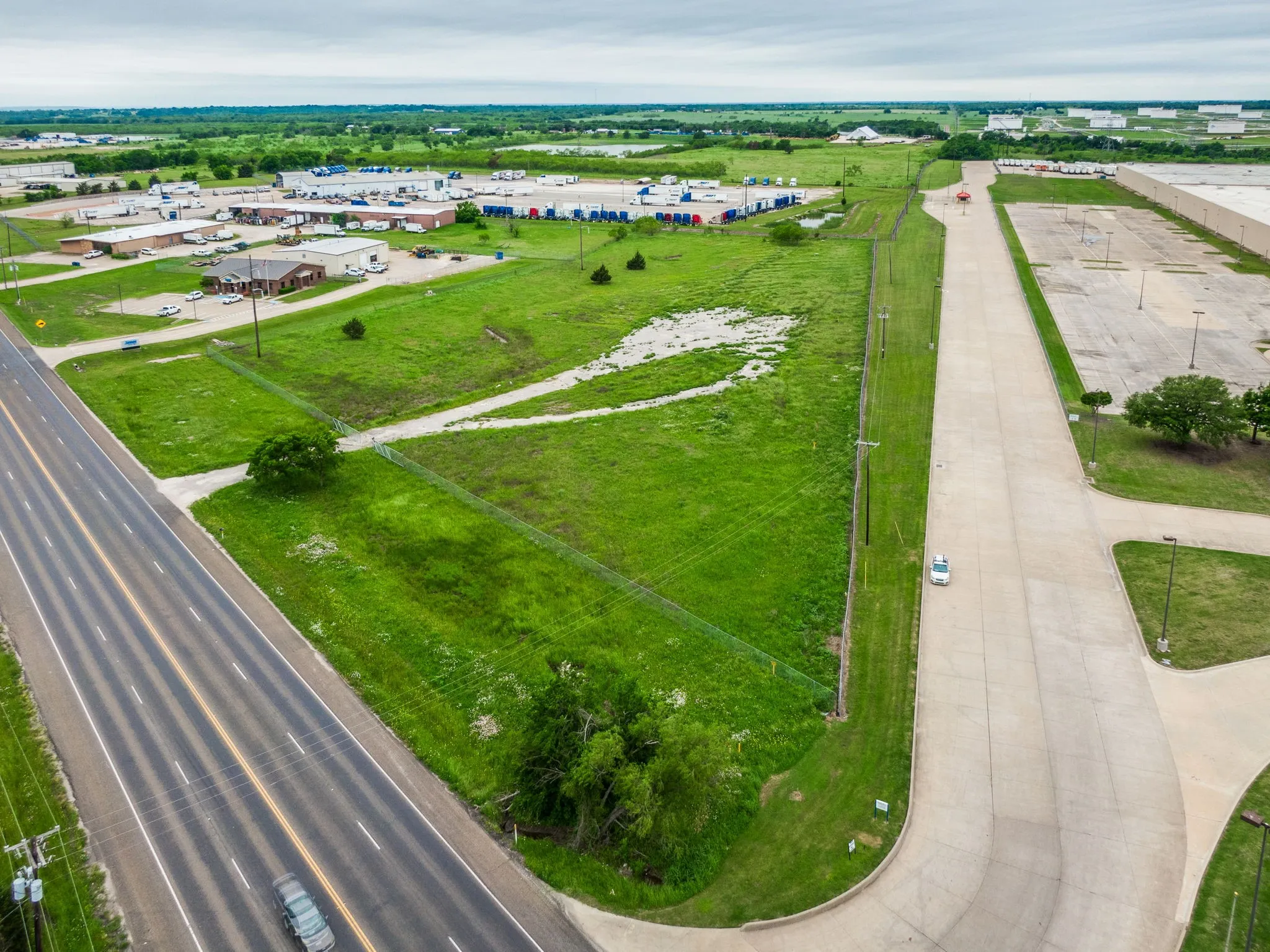 Unimproved Land For Sale in Navarro County , 2300 S Business Hwy 45, Corsicana, Texas 75110, 0, 0, Garage spaces, 0 Sqft, built in 0, Price $680,000, mls#21253669, Real Estate Agent in Corsicana, Homes For Sale in Navarro county, Homes For Sale in Corsicana, Realtor in Corsicana Texas, Real Estate Brokerage Independent Realty Texas, Luminita Cordes Realtor