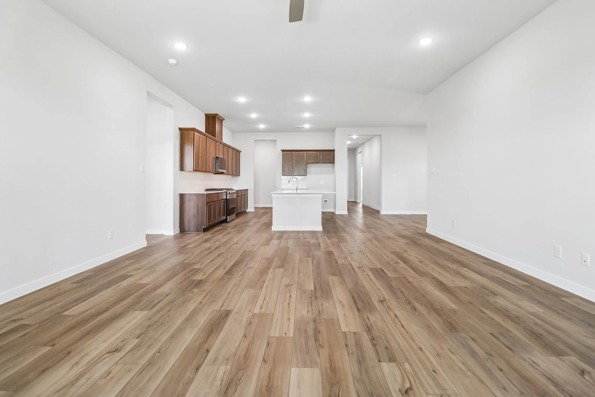 Single Family Residence For Sale in Kaufman County , 614 Landry Lane, Forney, Texas 75126, 4 Bedroom, 3 Bathroom, 3 Garage spaces, 2,725 Sqft, built in 2026, New Construction - Incomplete, mls#21253680, Real Estate Agent in Forney, Homes For Sale in Kaufman county, Homes For Sale in Forney, Realtor in Forney Texas, Real Estate Brokerage Independent Realty Texas, Luminita Cordes Realtor