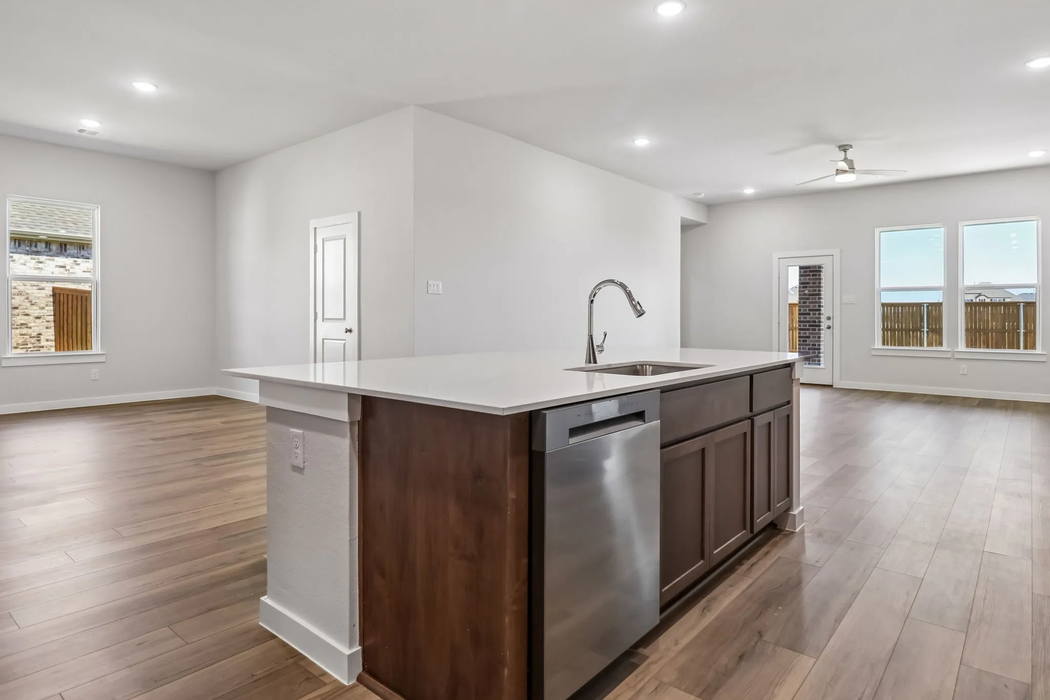 Single Family Residence For Sale in Kaufman County , 614 Landry Lane, Forney, Texas 75126, 4 Bedroom, 3 Bathroom, 3 Garage spaces, 2,725 Sqft, built in 2026, New Construction - Incomplete, mls#21253680, Real Estate Agent in Forney, Homes For Sale in Kaufman county, Homes For Sale in Forney, Realtor in Forney Texas, Real Estate Brokerage Independent Realty Texas, Luminita Cordes Realtor