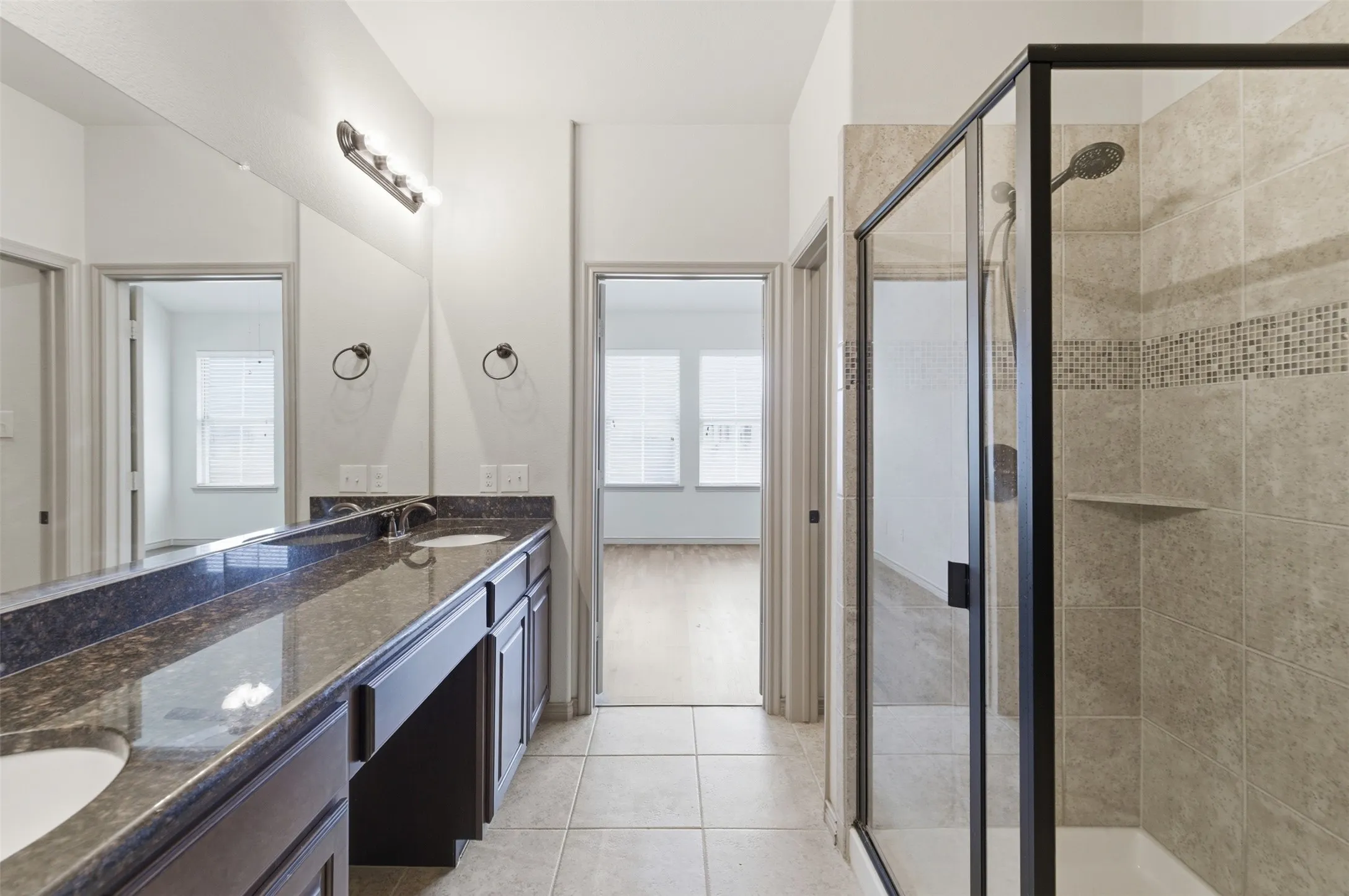 Townhouse For Sale in Denton County , 1432 Arapaho Drive, Carrollton, Texas 75010, 3 Bedroom, 3 Bathroom, 2 Garage spaces, 2,143 Sqft, built in 2013, Preowned, mls#21250332, Real Estate Agent in Carrollton, Homes For Sale in Denton county, Homes For Sale in Carrollton, Realtor in Carrollton Texas, Real Estate Brokerage Independent Realty Texas, Luminita Cordes Realtor