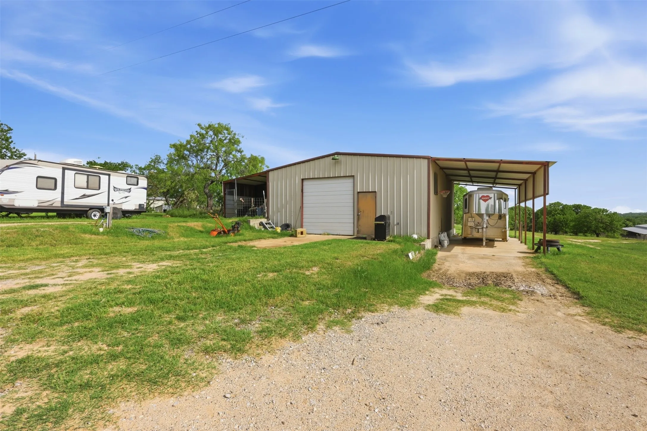 Farm For Sale in Wise County , 3166 Fm 2048, Boyd, Texas 76023, 4 Bedrooms, 2 Bathrooms, Garage spaces, 1,798 Sqft, built in 2018, Price $1,650,000, mls#21253683, Real Estate Agent in Boyd, Homes For Sale in Wise county, Homes For Sale in Boyd, Realtor in Boyd Texas, Real Estate Brokerage Independent Realty Texas, Luminita Cordes Realtor