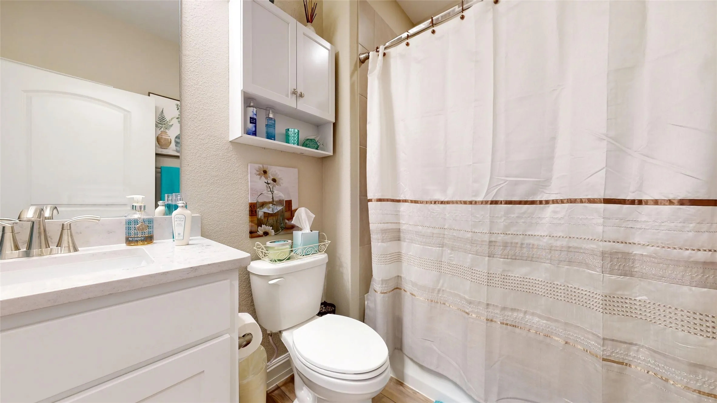 Single Family Residence For Sale in Collin County , 421 Habitat Trail, Mc Kinney, Texas 75071, 3 Bedrooms, 2 Bathrooms, 2 Garage spaces, 2,270 Sqft, built in 2023, Preowned, Price $549,000, mls#21253654, Real Estate Agent in Mc Kinney, Homes For Sale in Collin county, Homes For Sale in Mc Kinney, Realtor in Mc Kinney Texas, Real Estate Brokerage Independent Realty Texas, Luminita Cordes Realtor