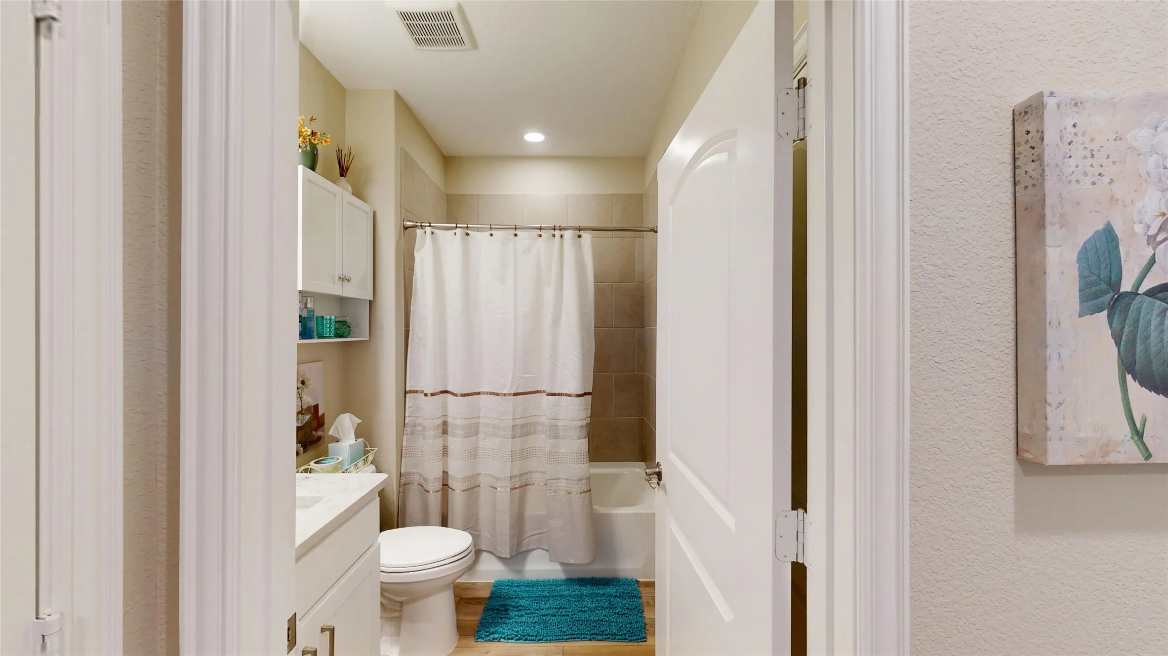 Single Family Residence For Sale in Collin County , 421 Habitat Trail, Mc Kinney, Texas 75071, 3 Bedrooms, 2 Bathrooms, 2 Garage spaces, 2,270 Sqft, built in 2023, Preowned, Price $549,000, mls#21253654, Real Estate Agent in Mc Kinney, Homes For Sale in Collin county, Homes For Sale in Mc Kinney, Realtor in Mc Kinney Texas, Real Estate Brokerage Independent Realty Texas, Luminita Cordes Realtor