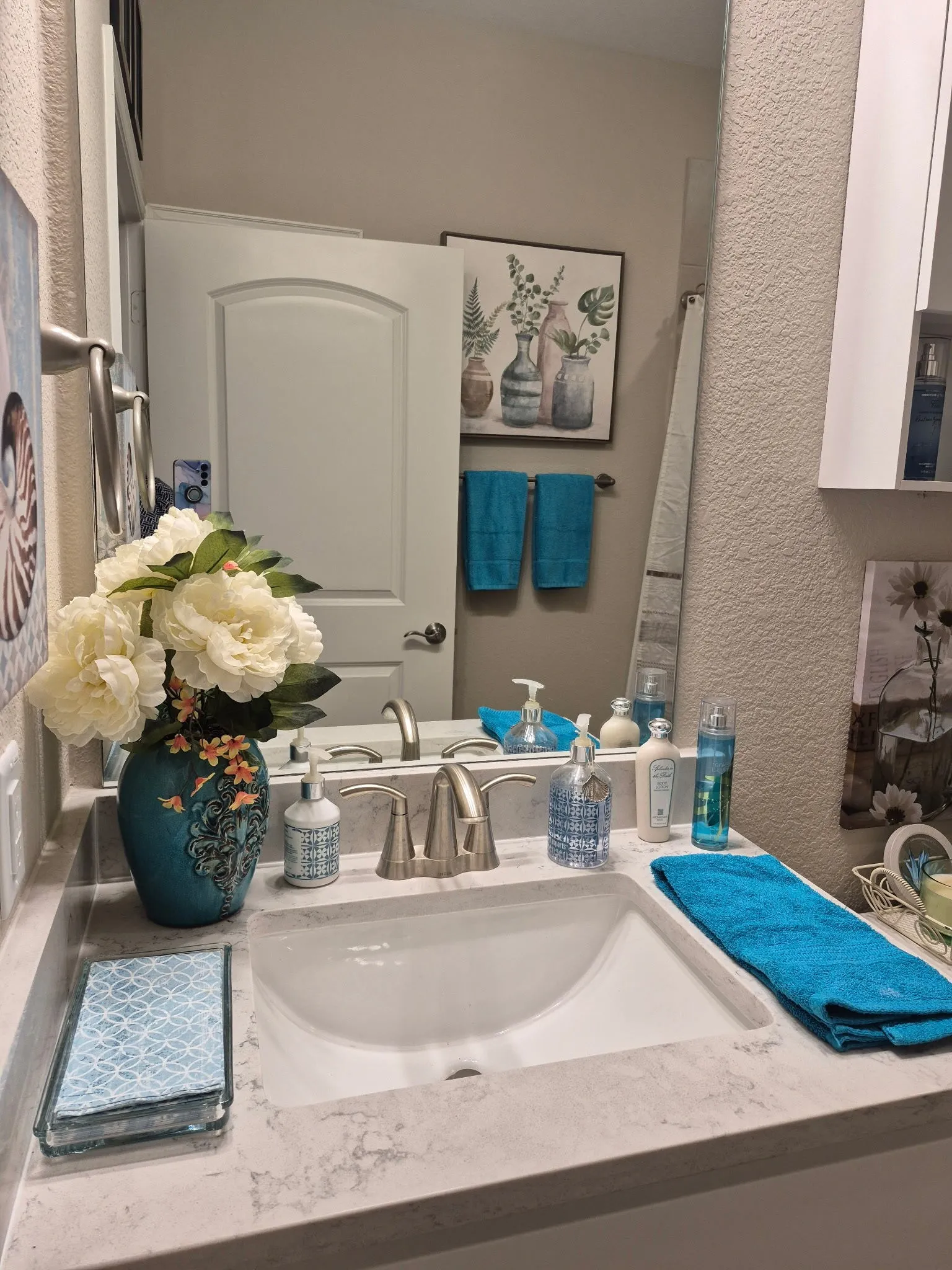 Single Family Residence For Sale in Collin County , 421 Habitat Trail, Mc Kinney, Texas 75071, 3 Bedrooms, 2 Bathrooms, 2 Garage spaces, 2,270 Sqft, built in 2023, Preowned, Price $549,000, mls#21253654, Real Estate Agent in Mc Kinney, Homes For Sale in Collin county, Homes For Sale in Mc Kinney, Realtor in Mc Kinney Texas, Real Estate Brokerage Independent Realty Texas, Luminita Cordes Realtor